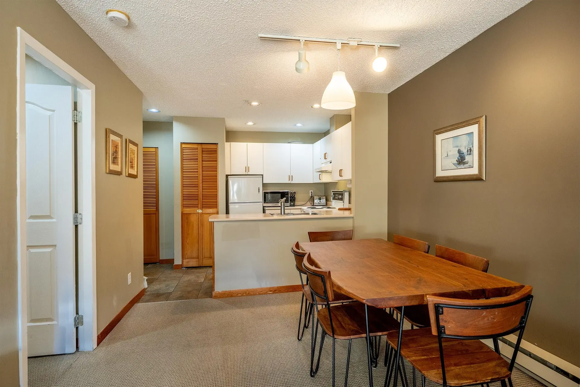 #322 2050 Lake Placid Road - Image 8