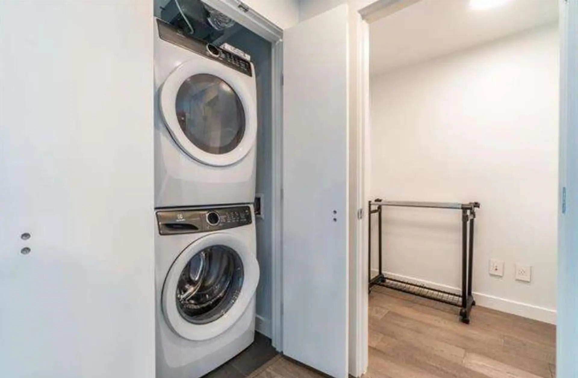 Property at #809 1441 JOHNSTON ROAD, White Rock, BC