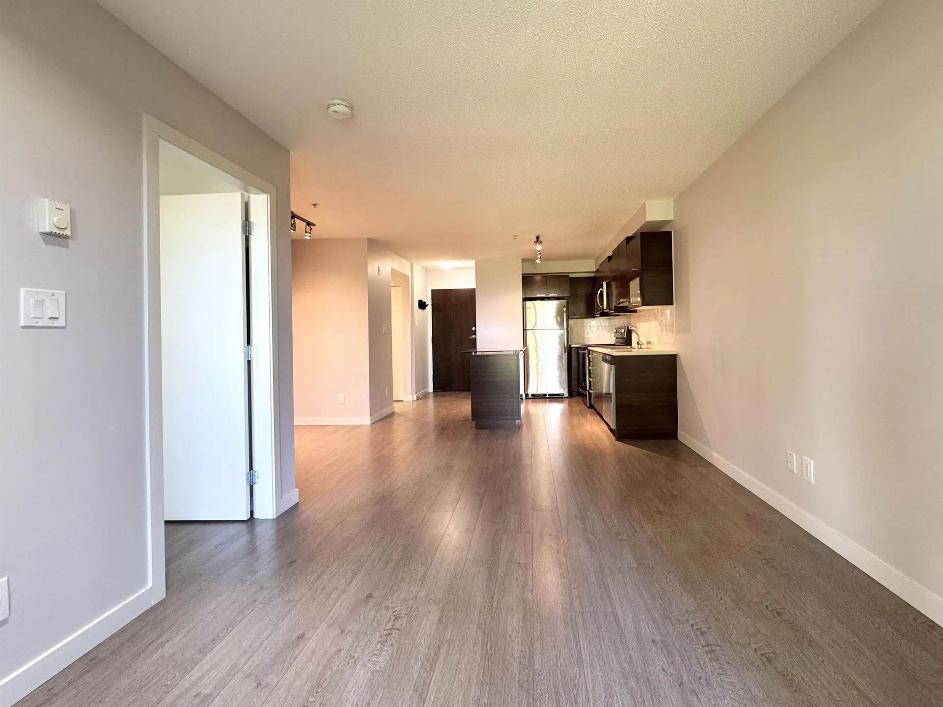 #419 10707 139 Street - Image 11