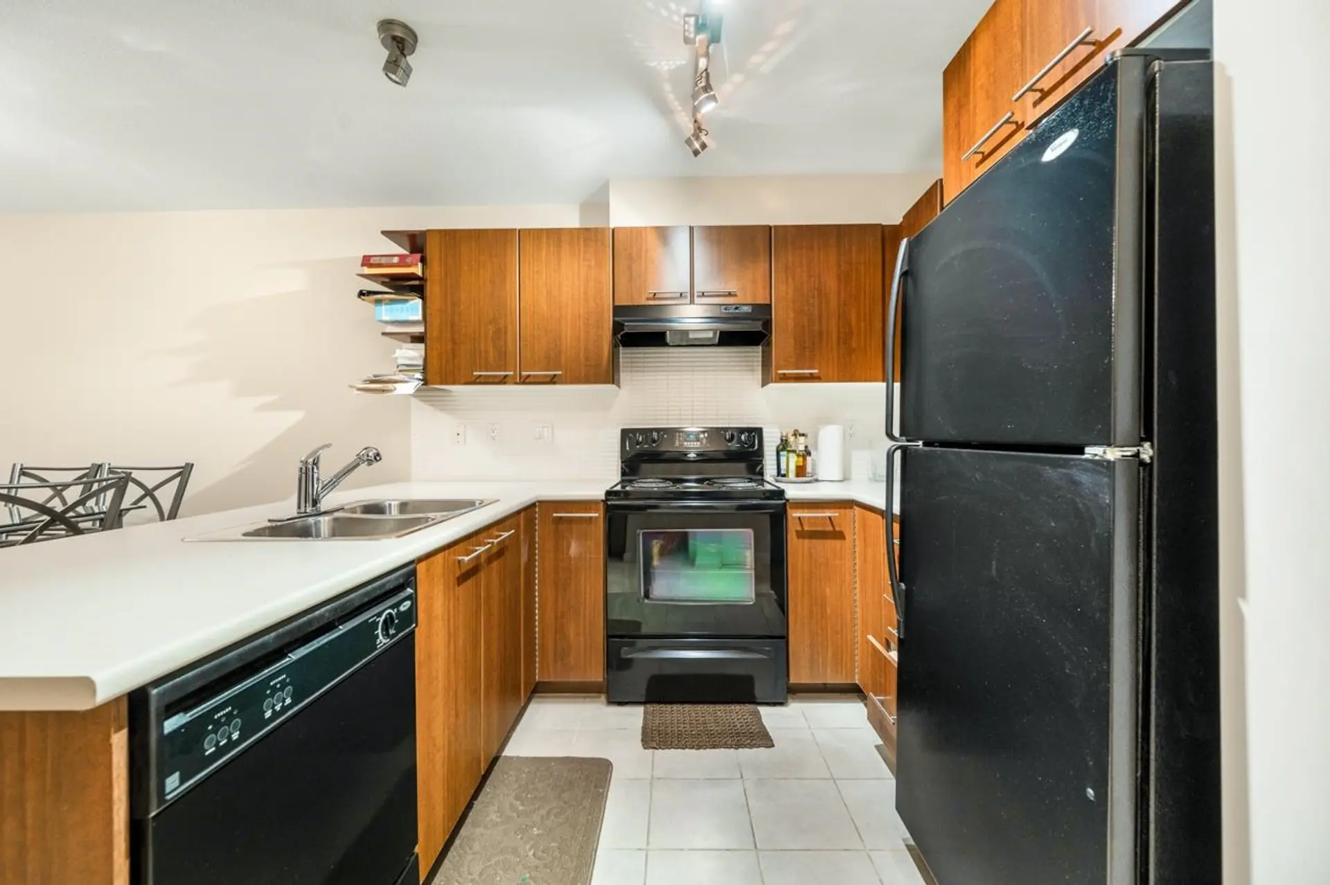 #210 4868 Brentwood Drive - Image 6