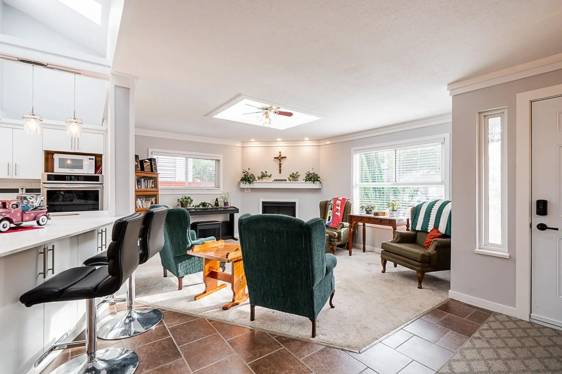 Property at 6064 BROOKS CRESCENT, Surrey, BC