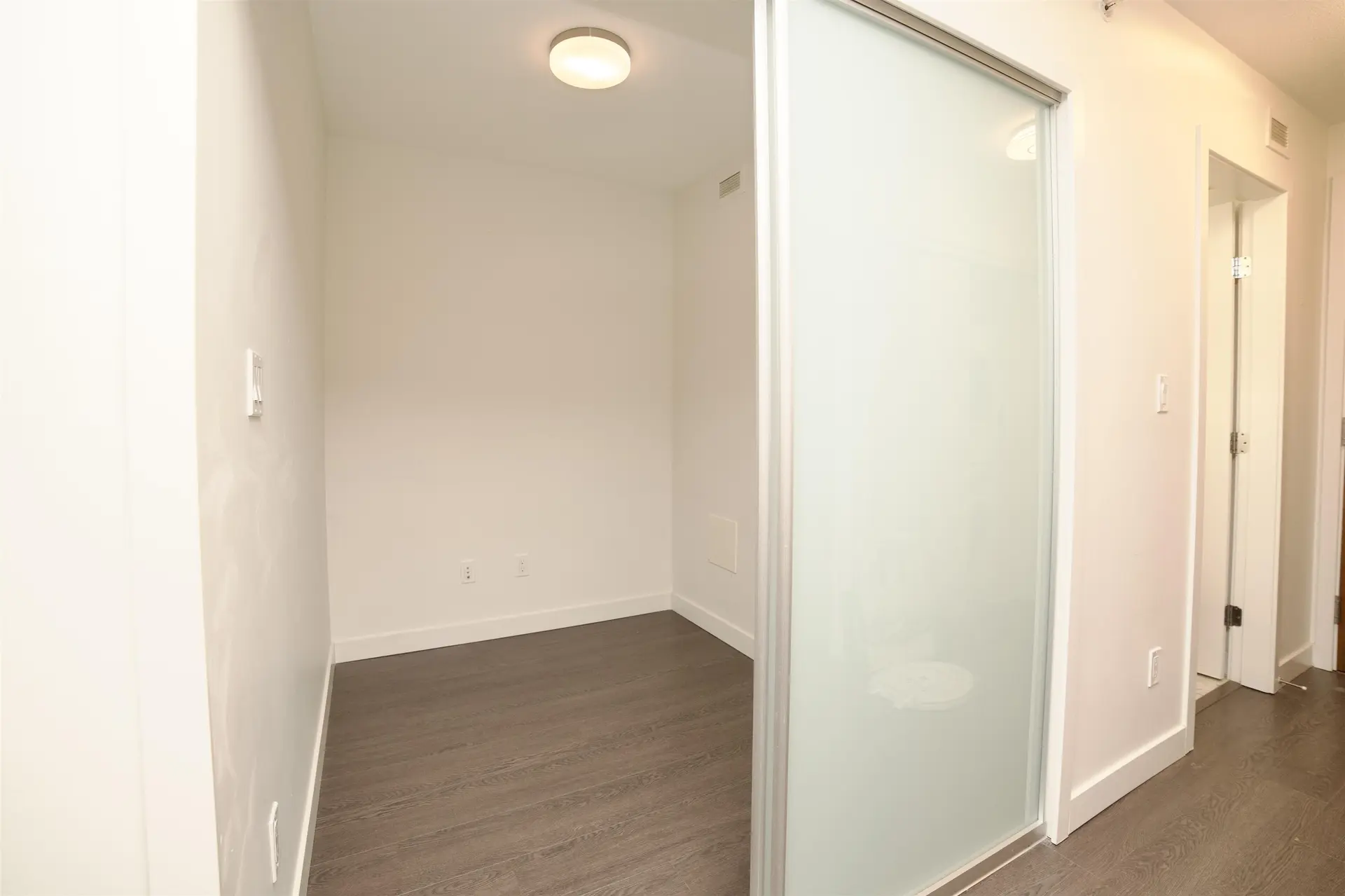 #1703 13696 100 Avenue - Image 8