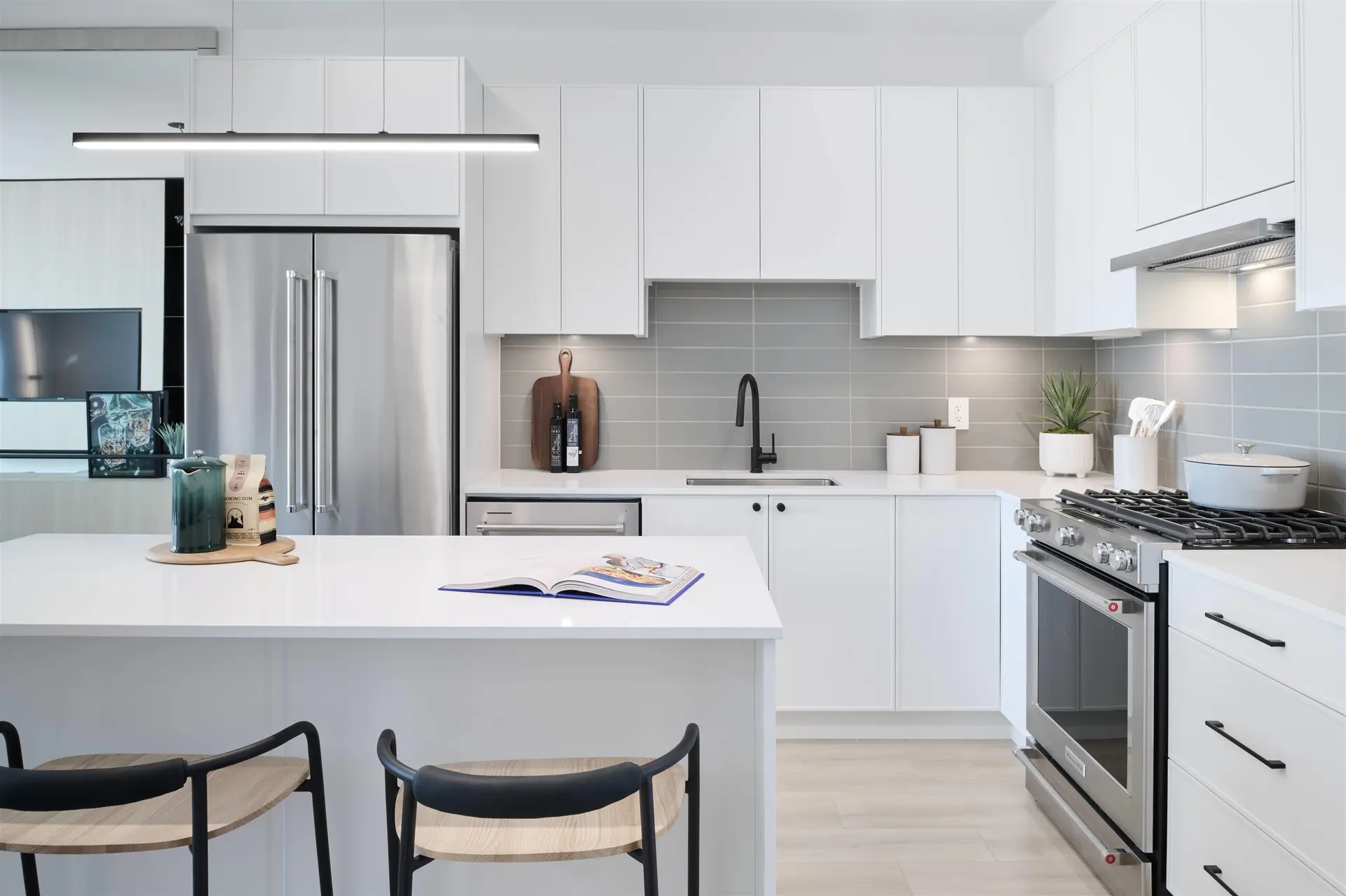 #103 2751 Montrose Avenue - Image 9