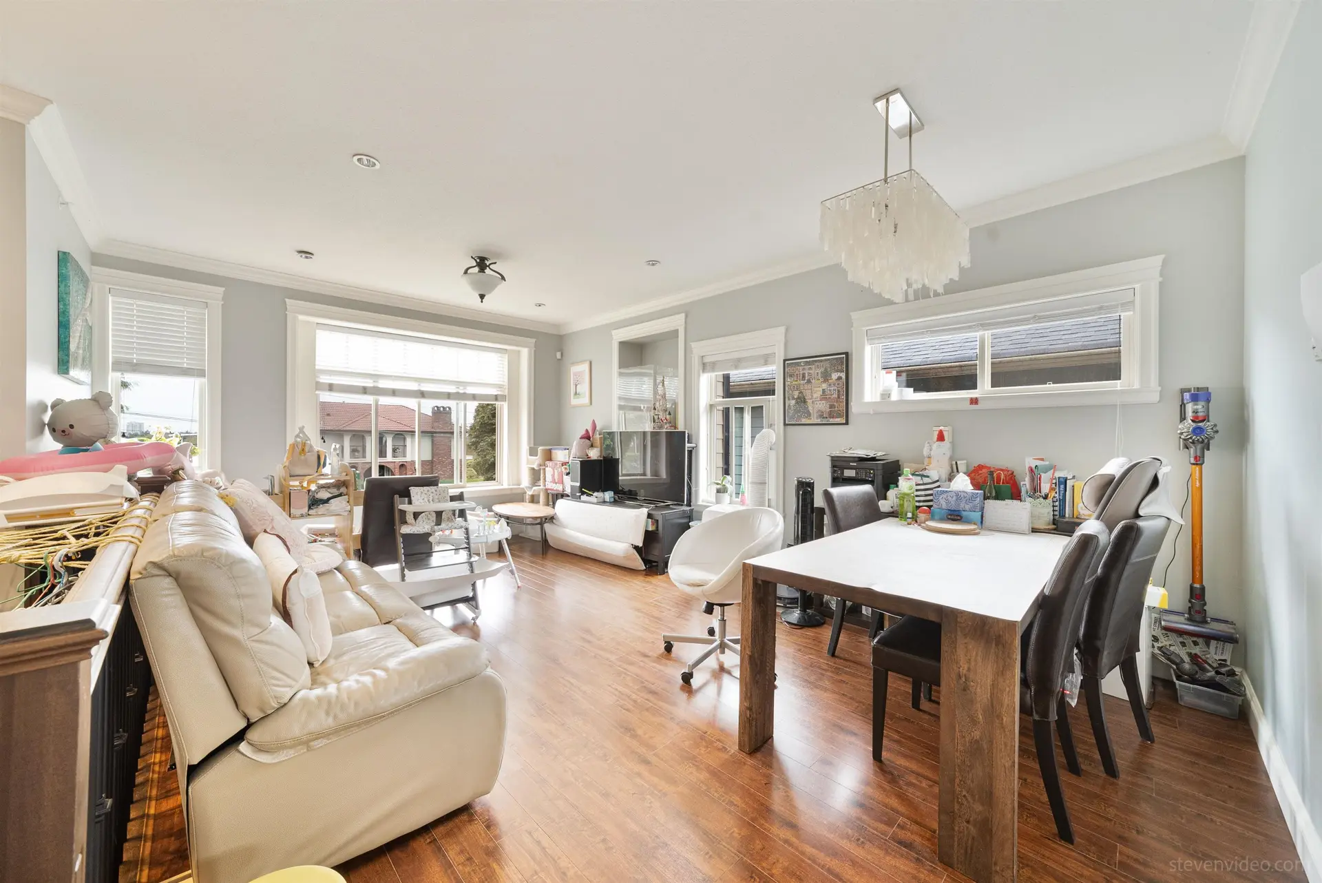 3832 Slocan Street - Image 12