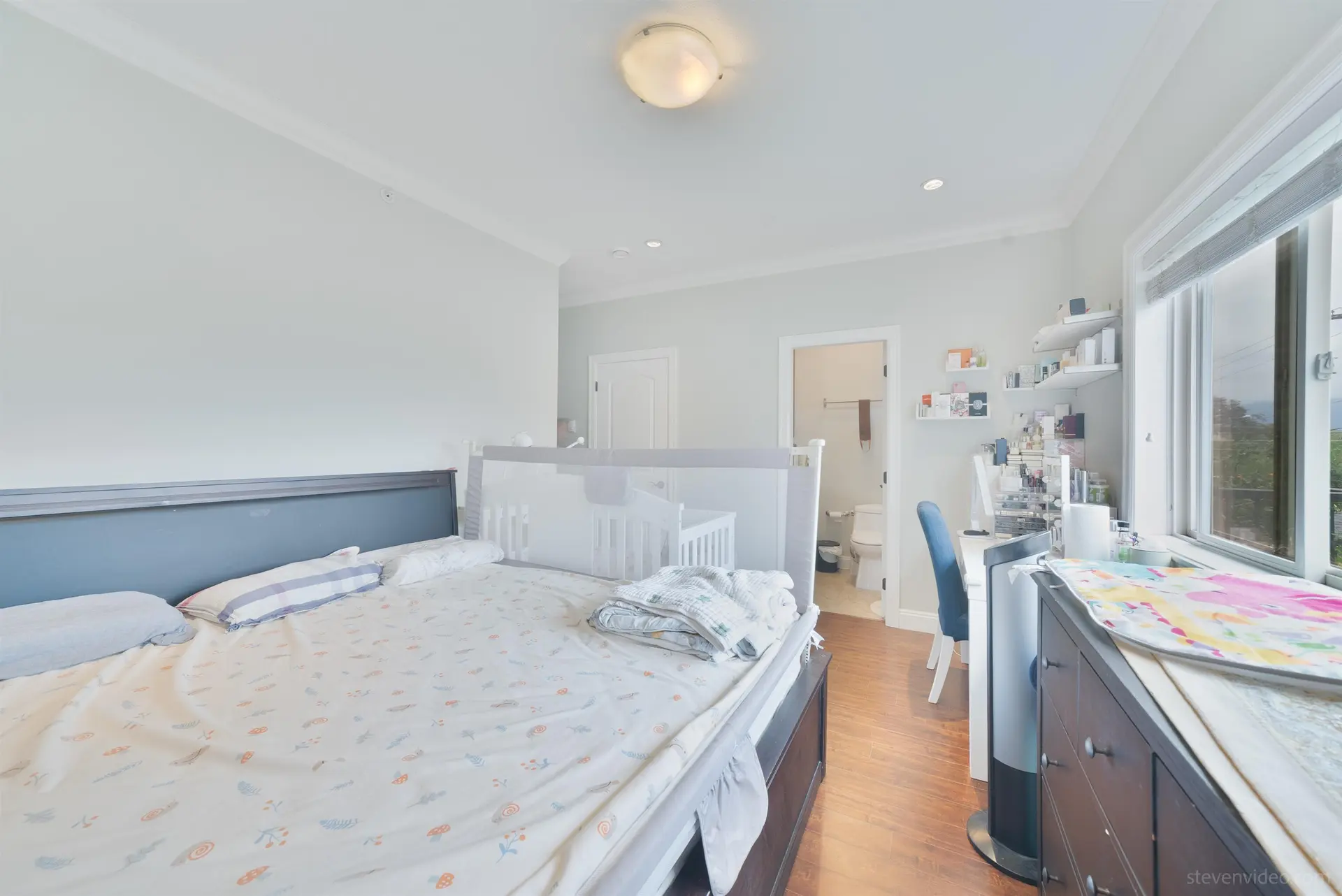 3832 Slocan Street - Image 7
