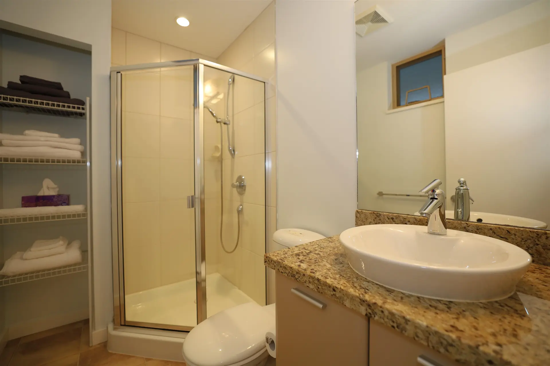 #226 5160 Davis Bay Road - Image 17