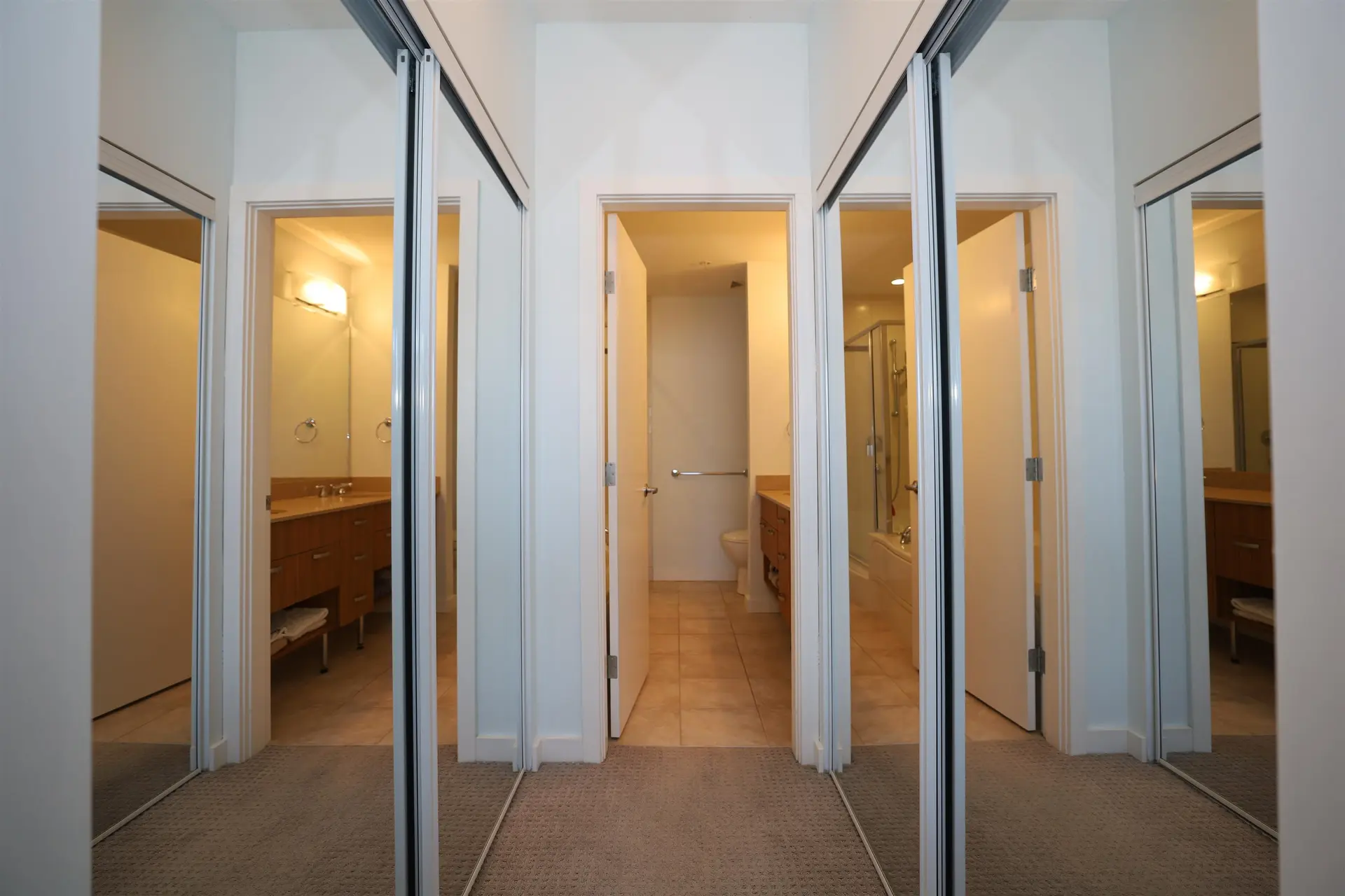 #226 5160 Davis Bay Road - Image 11