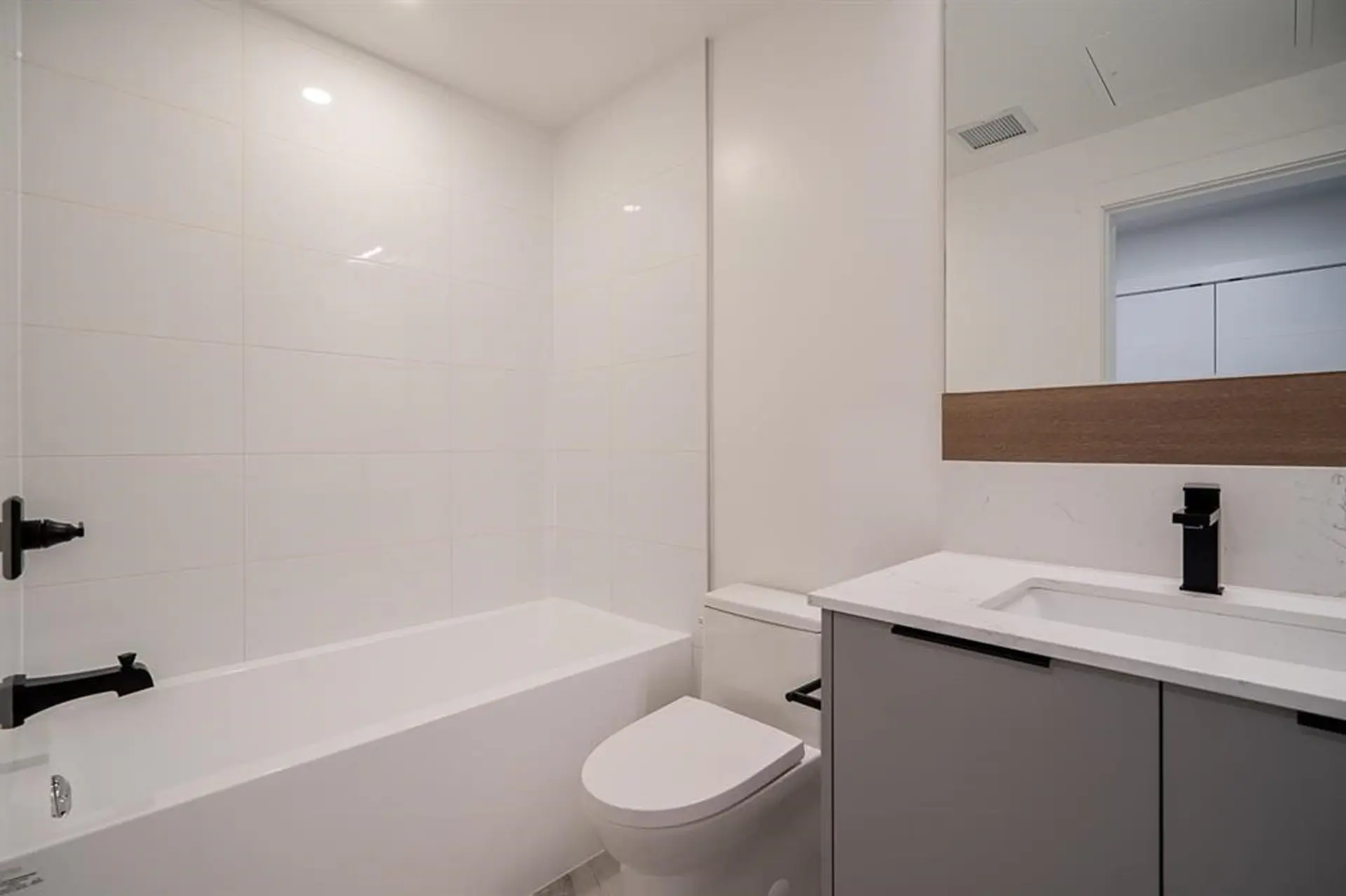 Property at #405 10778 138 STREET, Surrey, BC