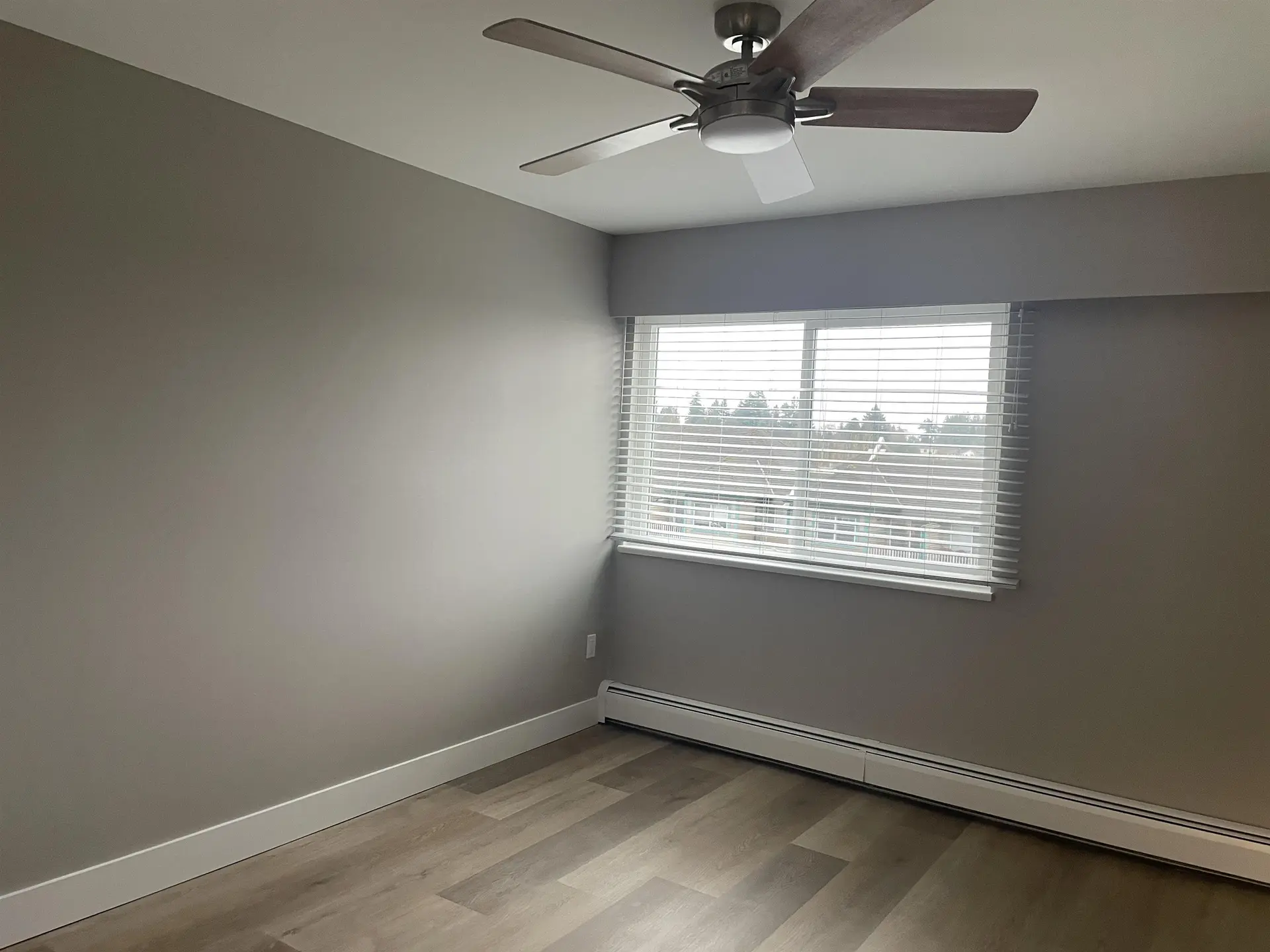 #215 2551 Willow Lane - Image 11