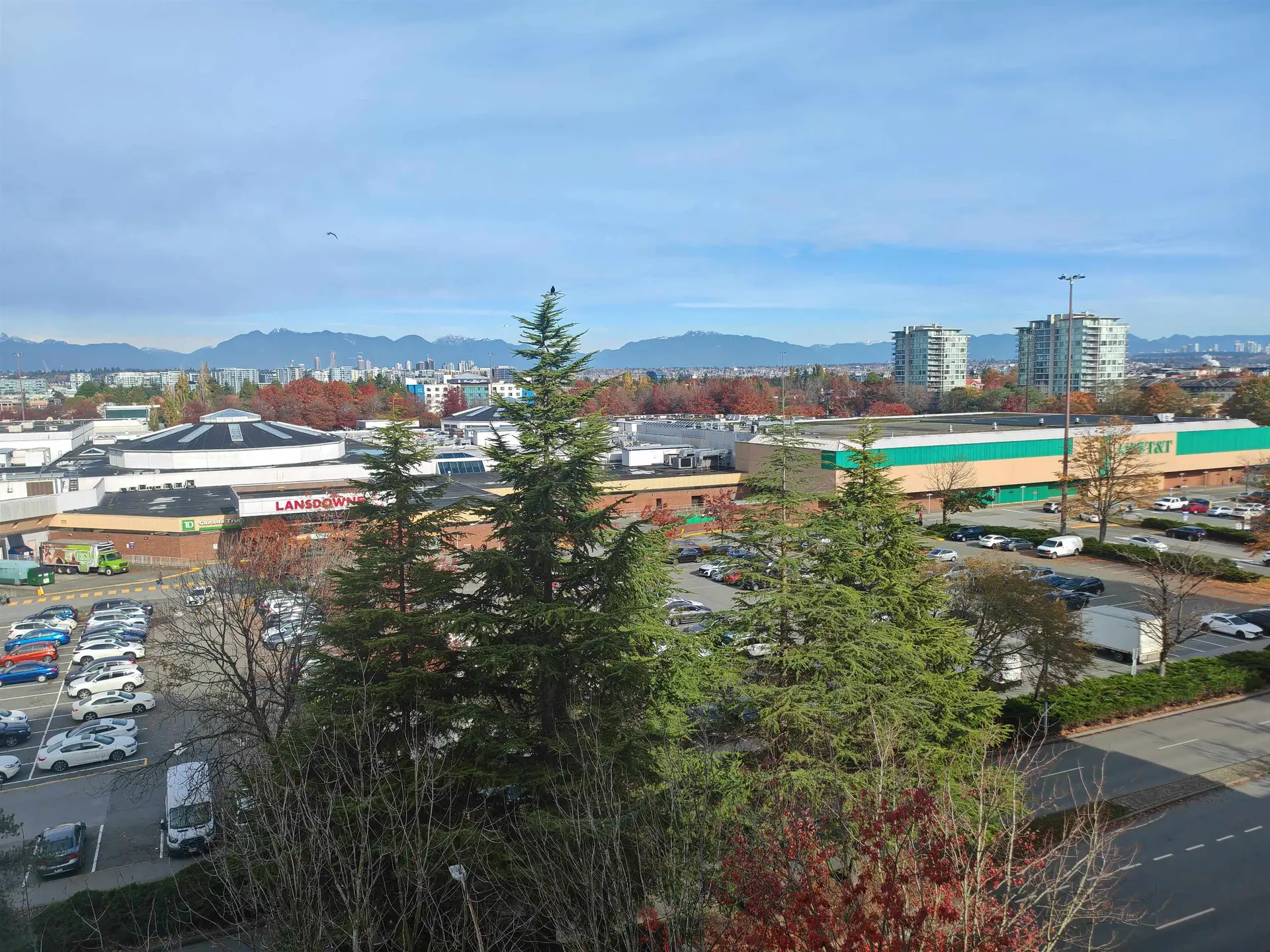 #807 8246 Lansdowne Road - Image 9