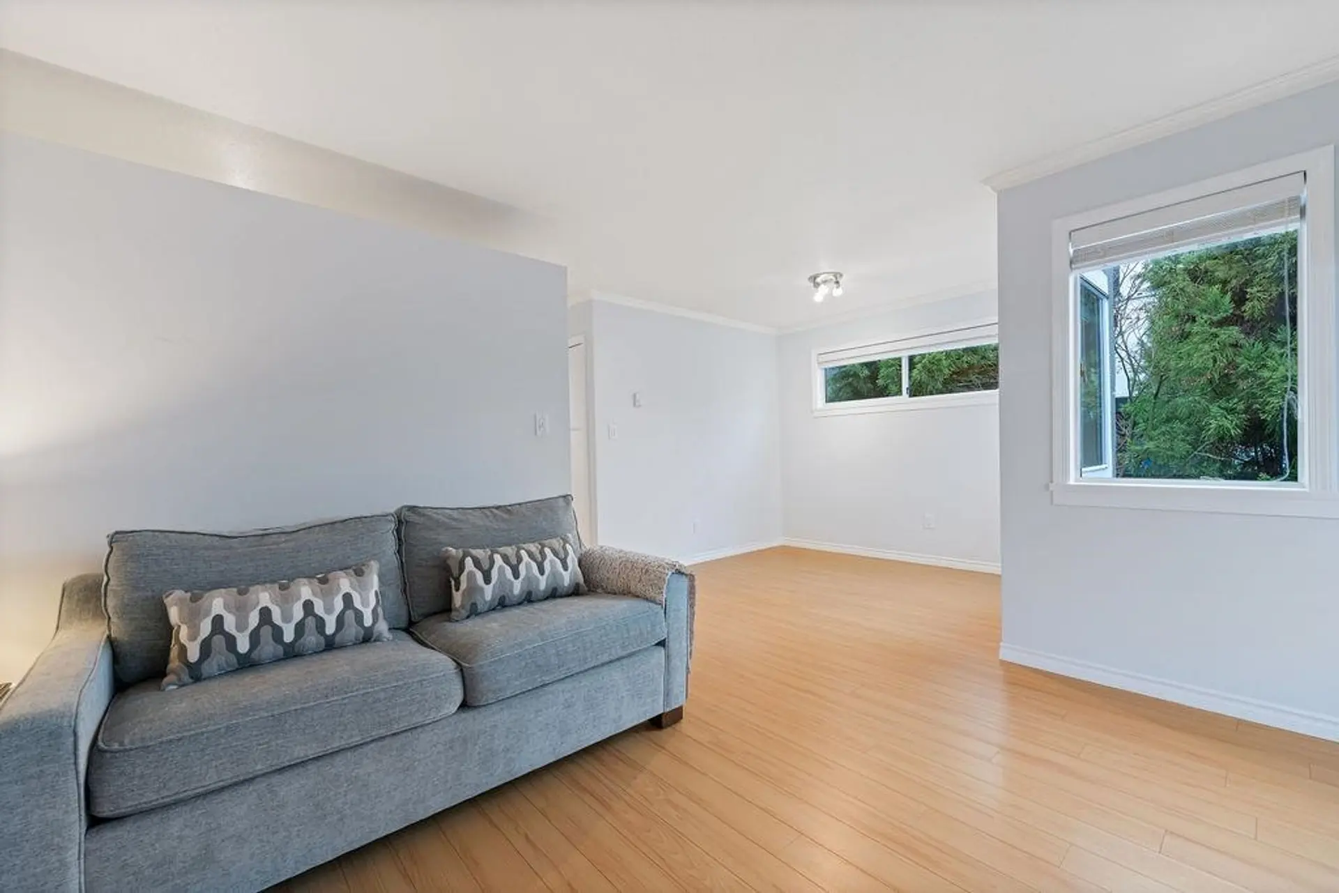 #203 1665 Arbutus Street - Image 6
