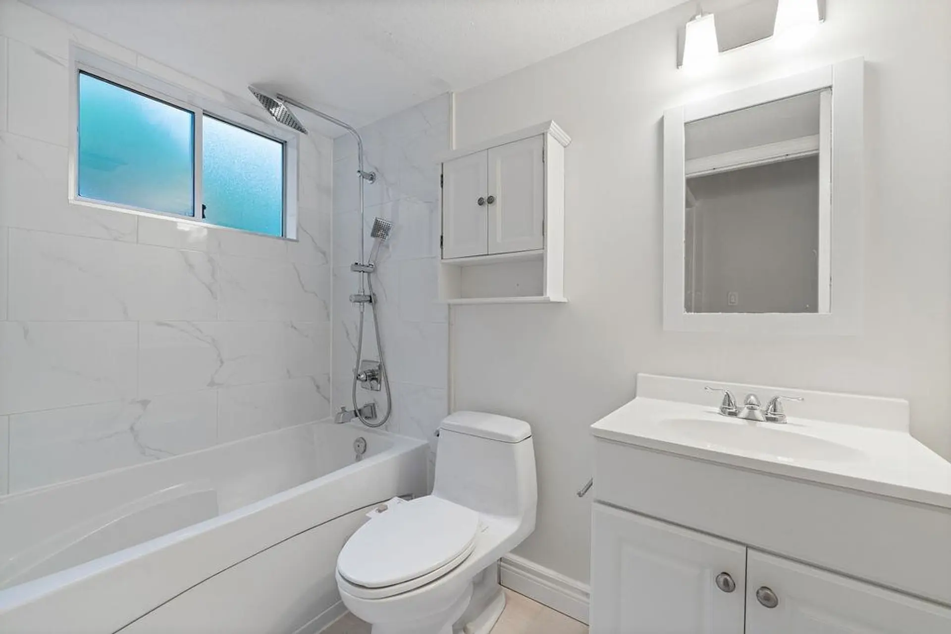 #203 1665 Arbutus Street - Image 11