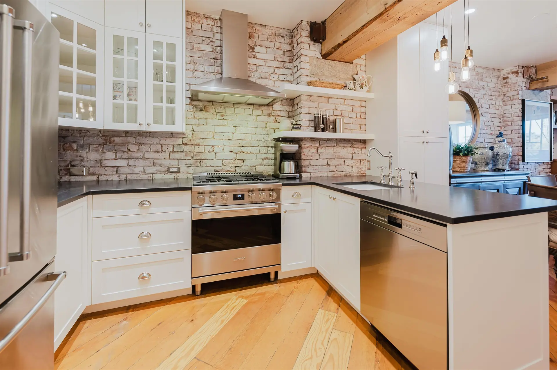 #210 1178 Hamilton Street - Image 3