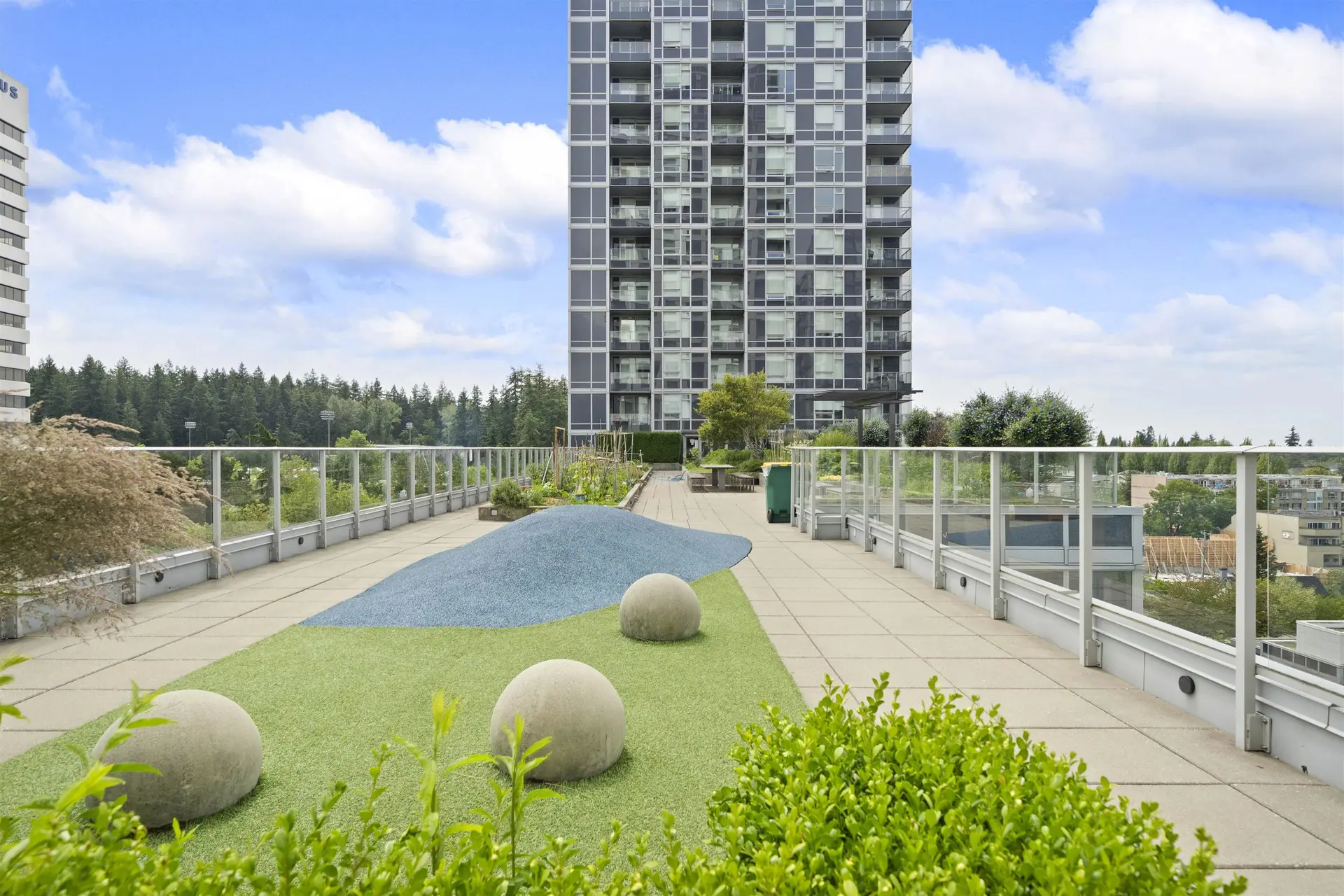 #2709 5515 Boundary Road - Image 17