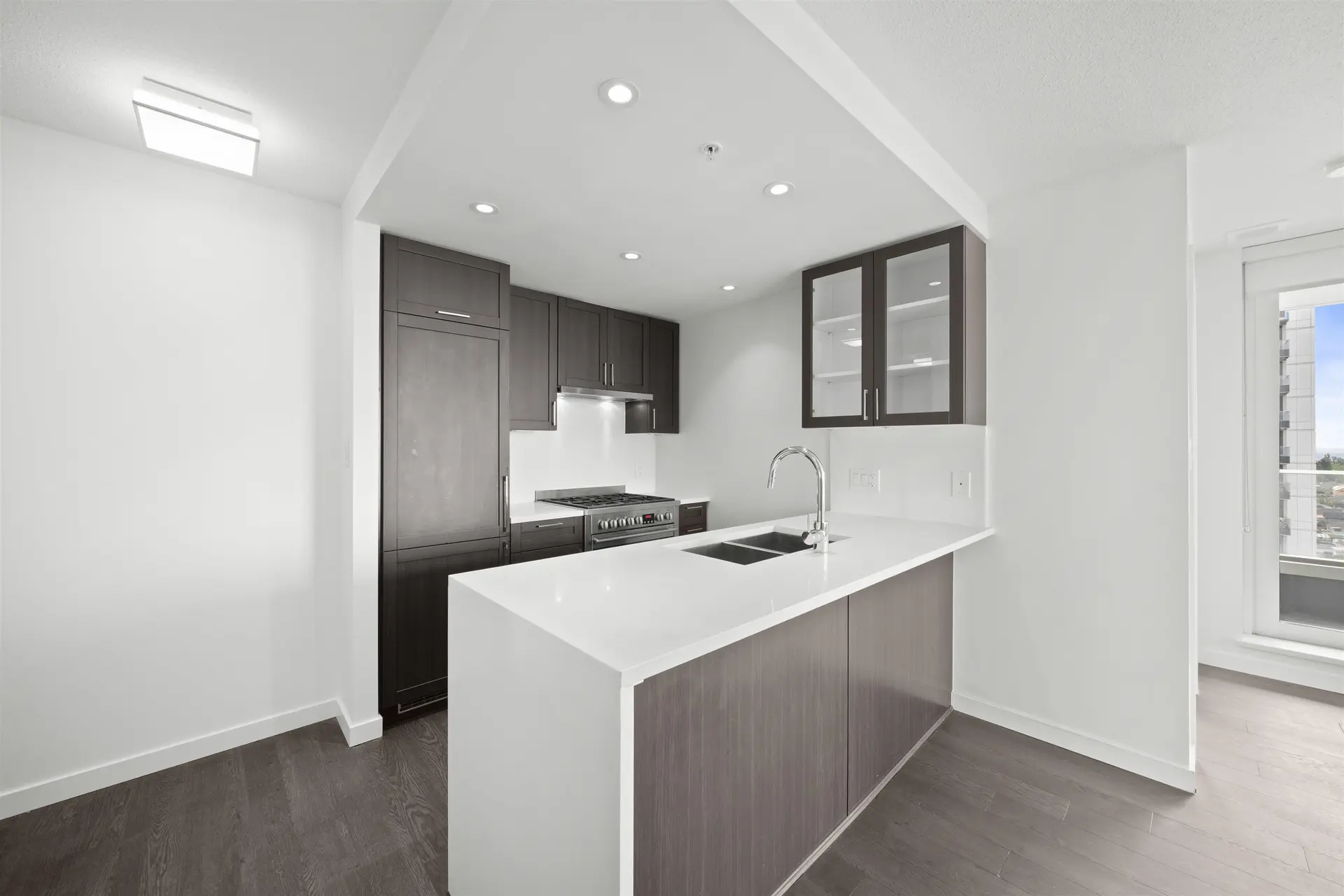#2709 5515 Boundary Road - Image 3