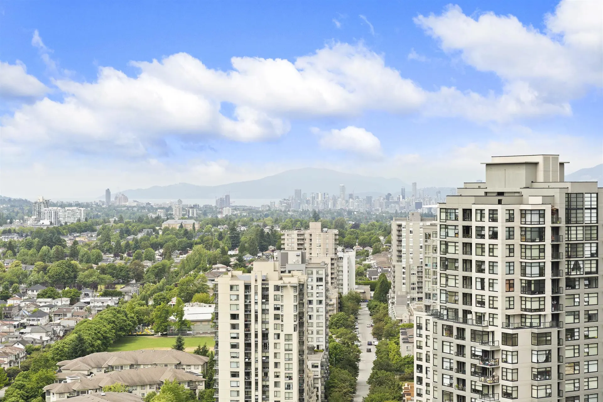 #2709 5515 Boundary Road - Image 1