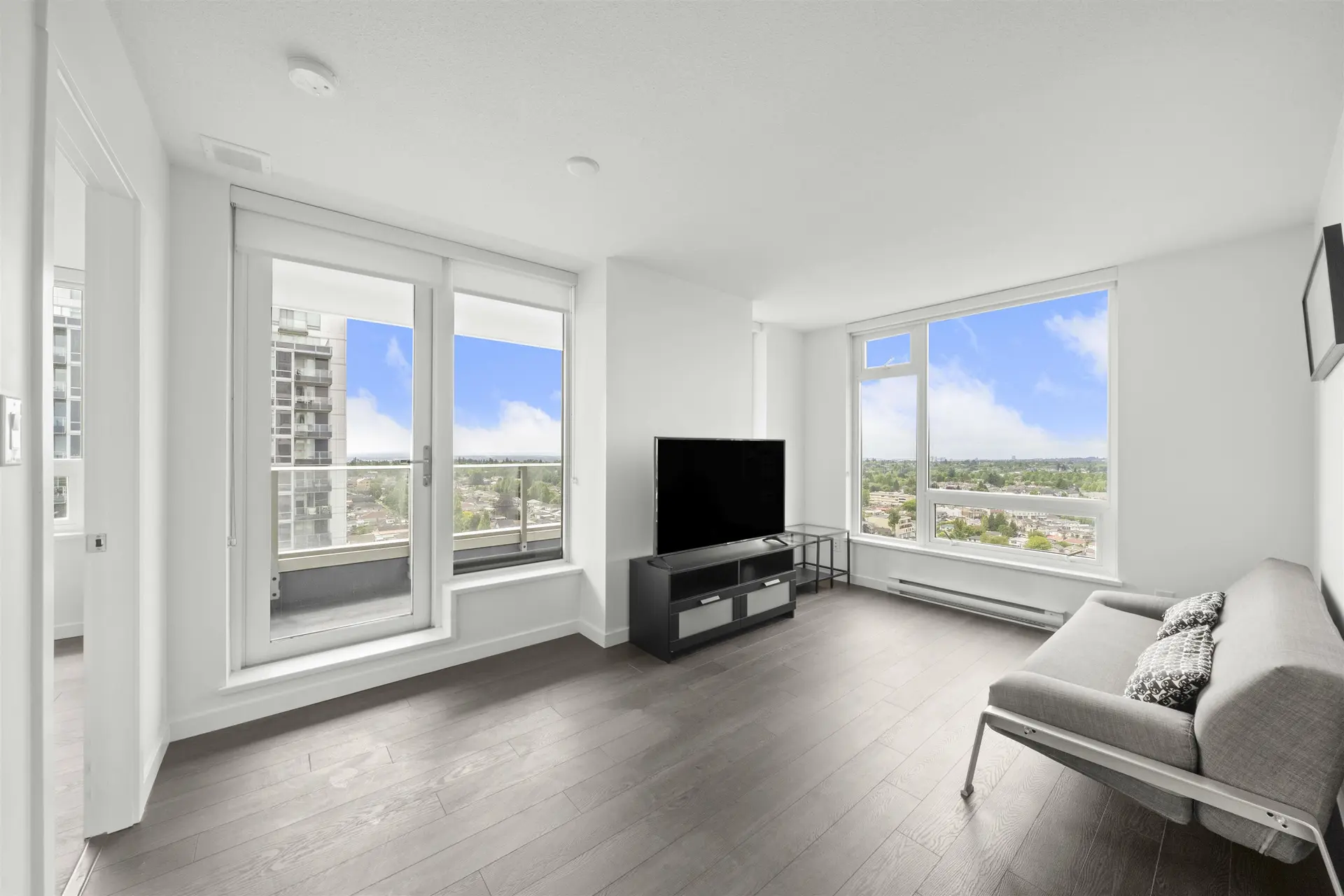 #2709 5515 Boundary Road - Image 4