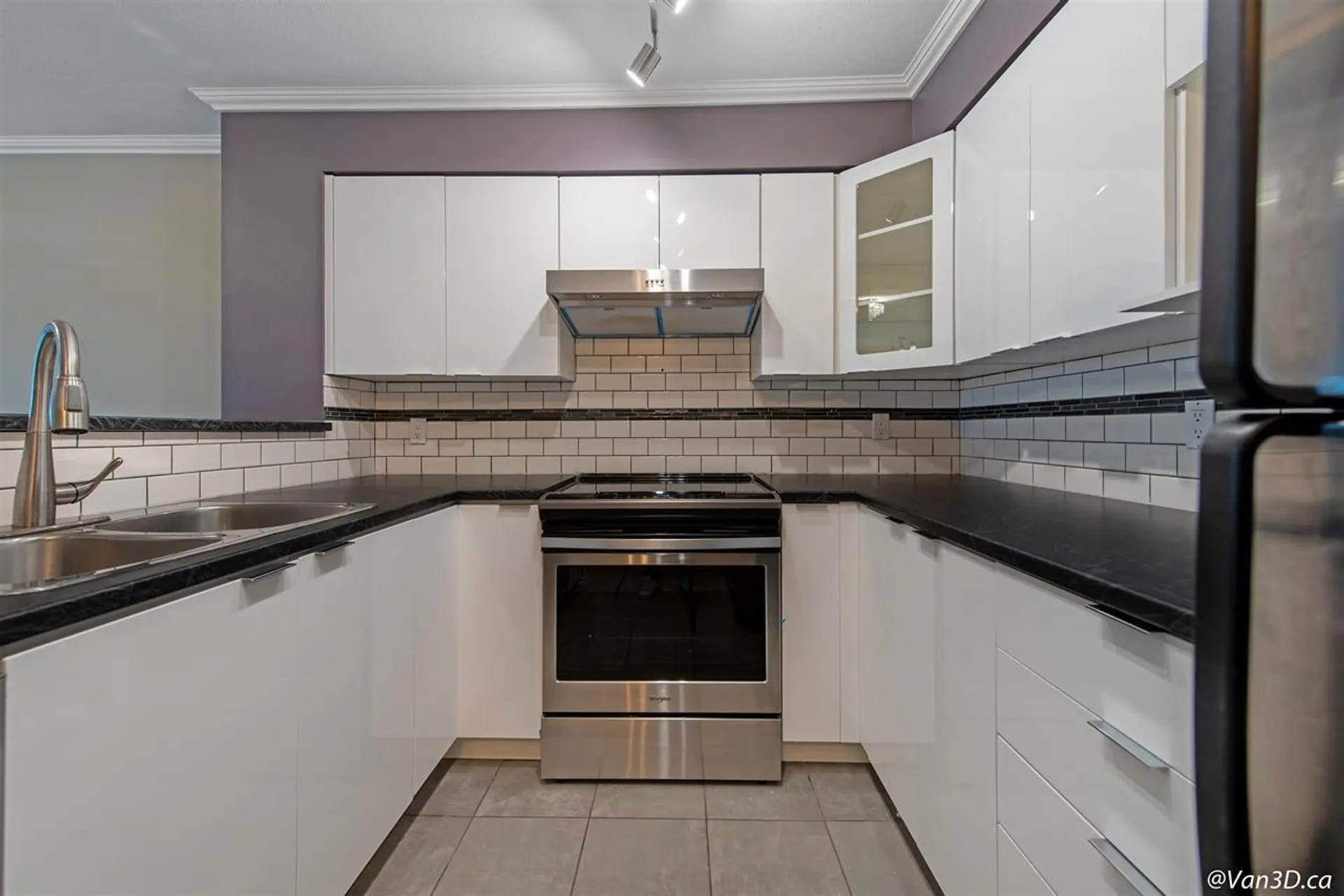 #105 20268 54 Avenue - Image 9