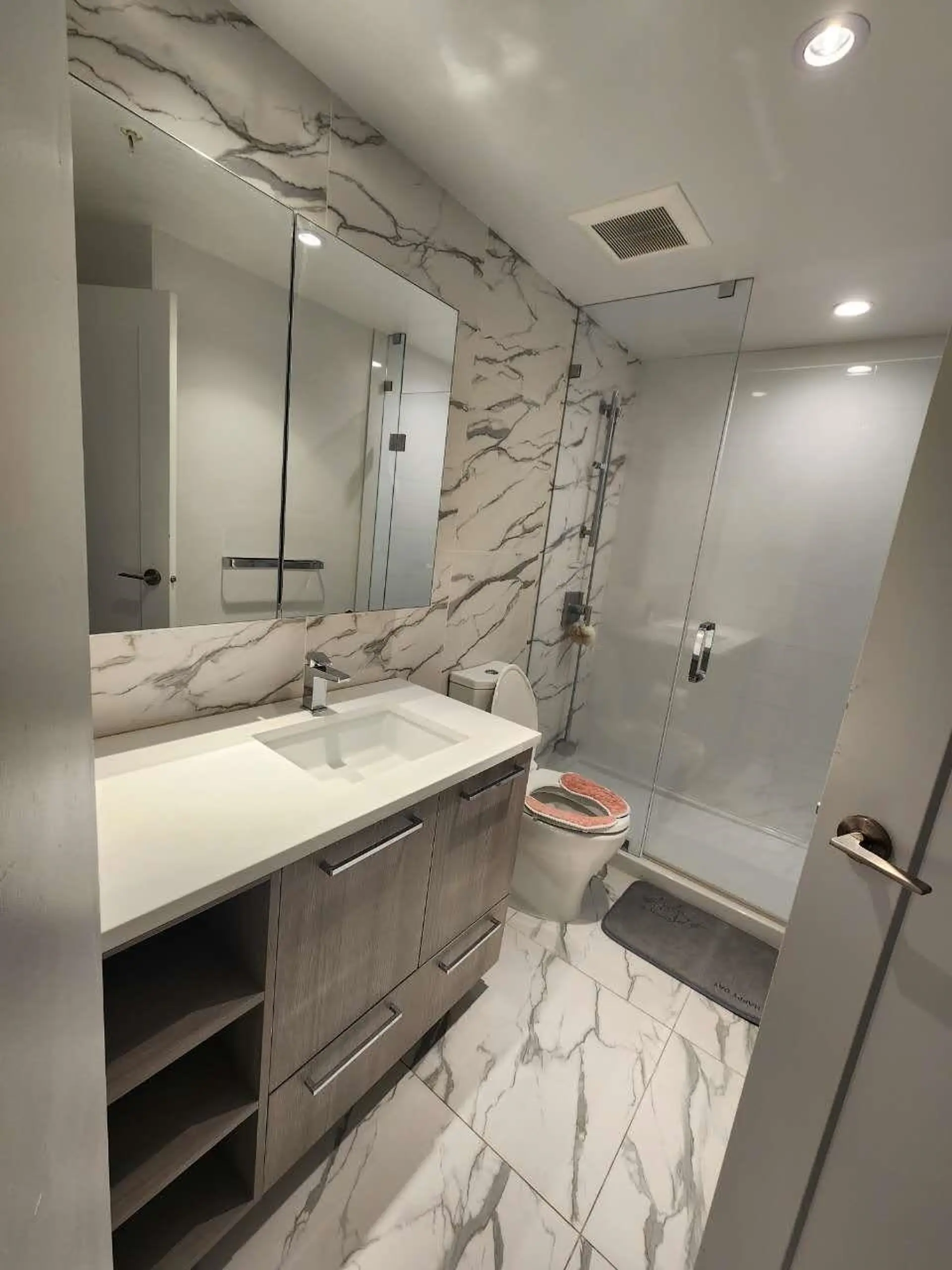 Property at #1605 8199 CAPSTAN WAY, Richmond, BC