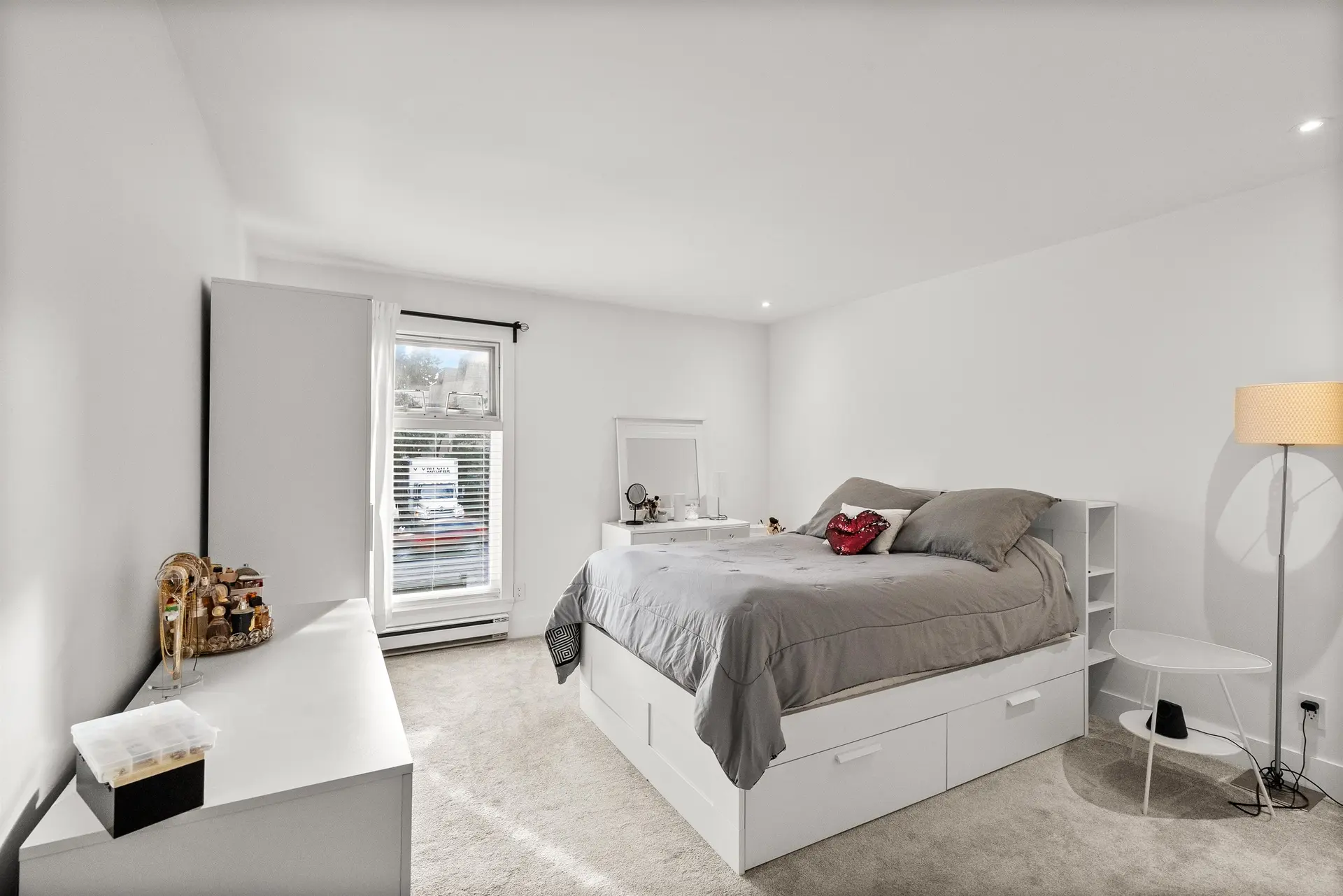 #204 5553 16 Avenue - Image 10