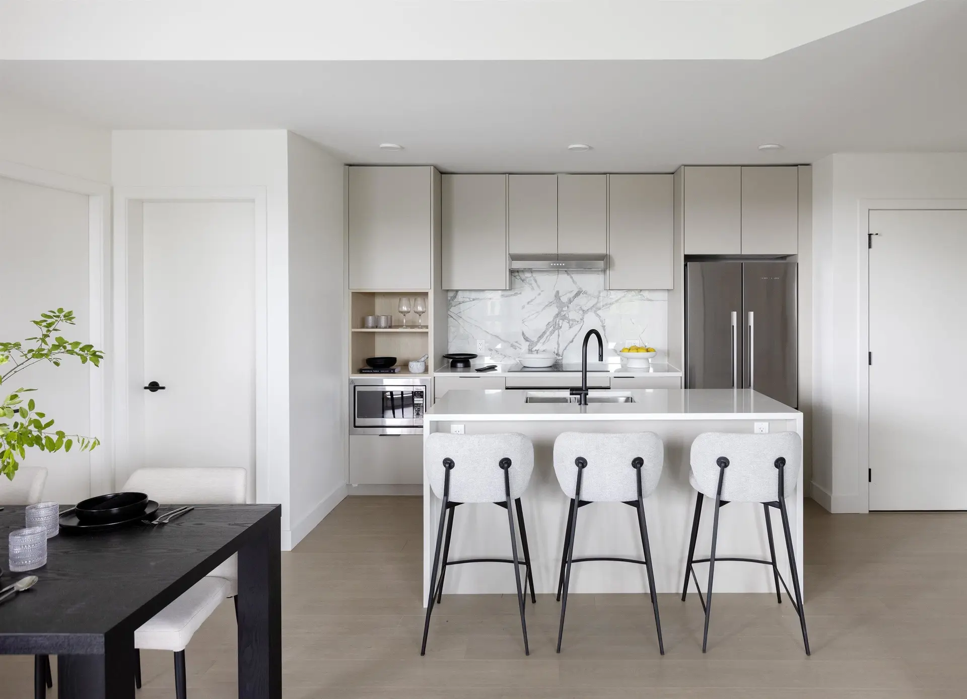 #659 422 E 3rd Street - Image 3