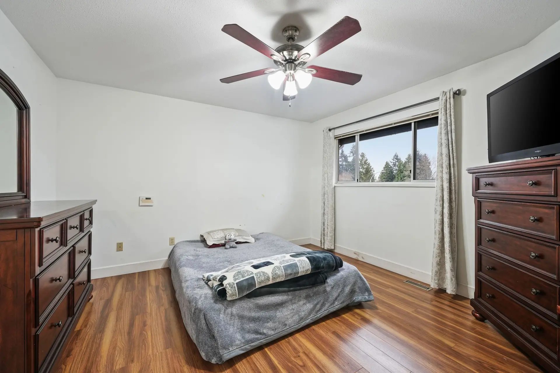 6691 129 Street - Image 12