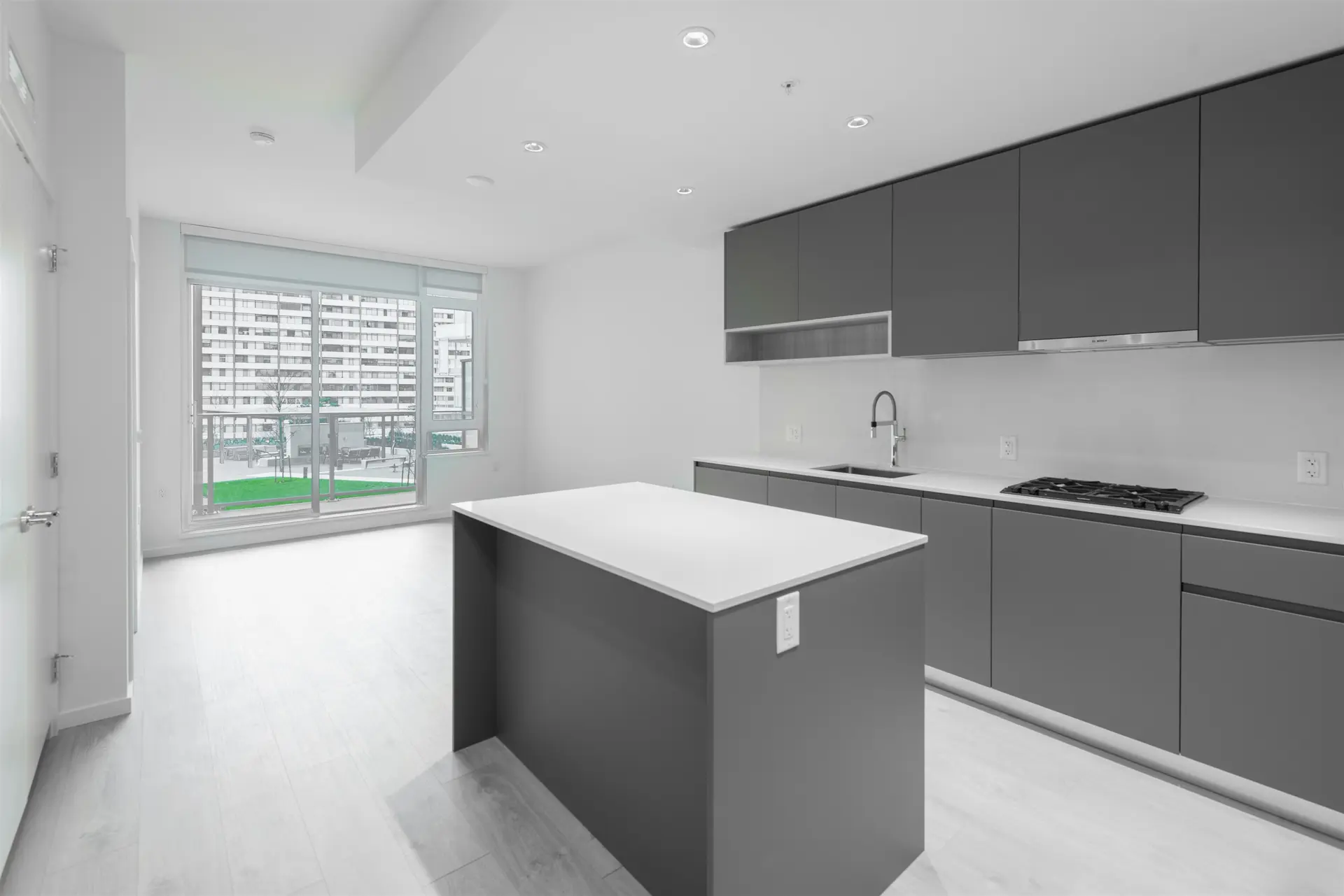#566 6600 Minoru Boulevard - Image 3