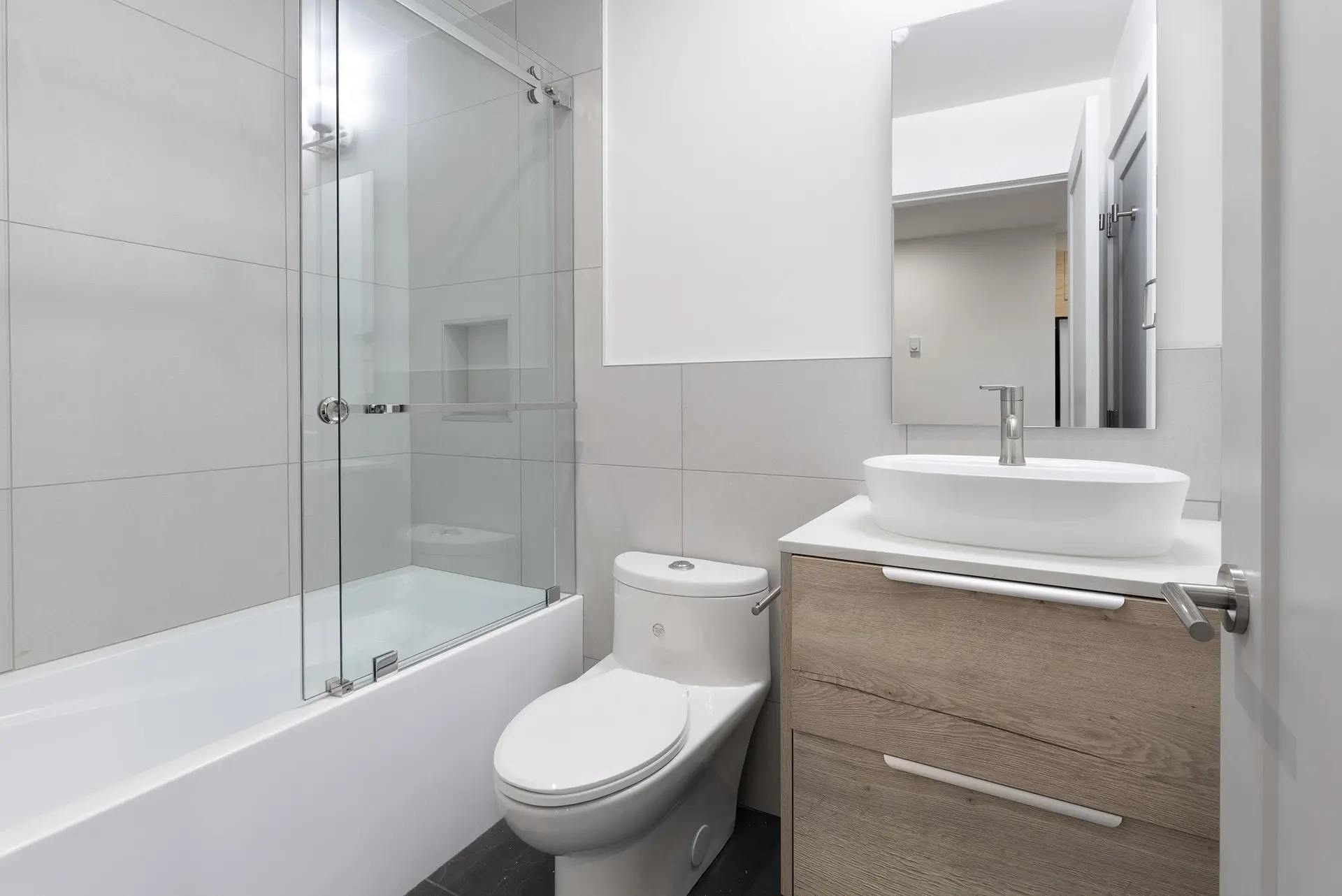 #302 4365 Northlands Boulevard - Image 11