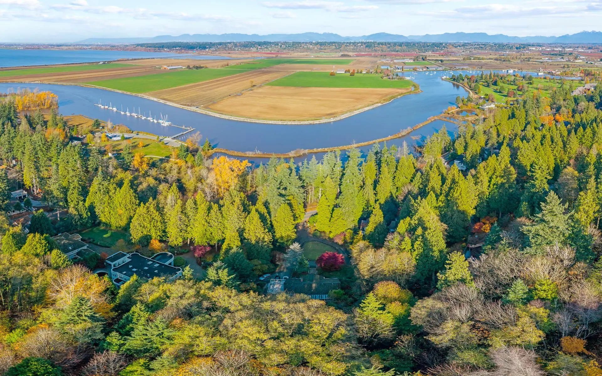 Property at 13838 CRESCENT ROAD, Surrey, BC