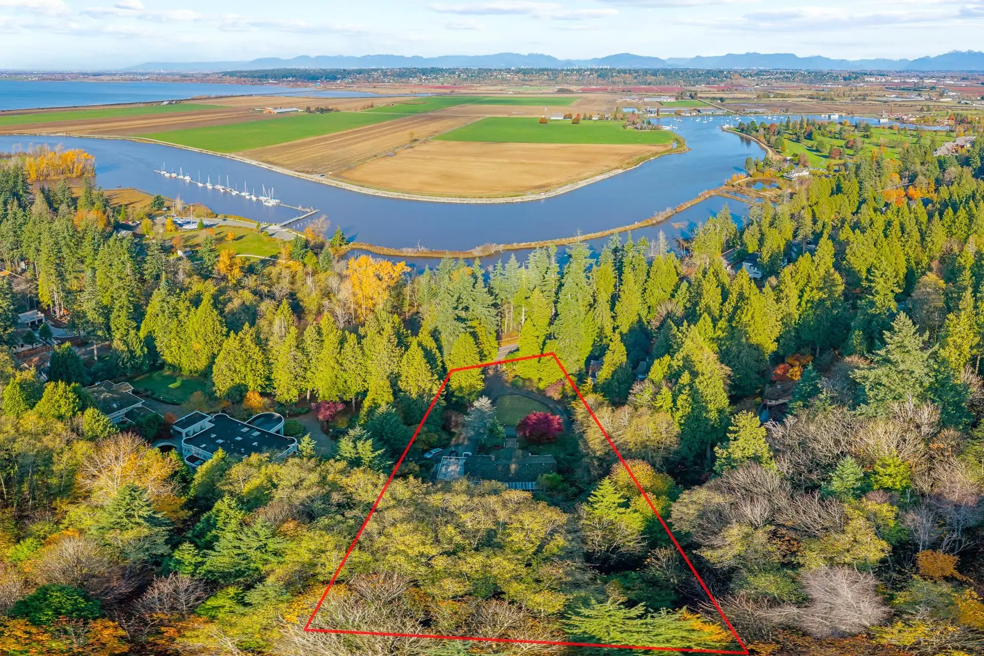 Property at 13838 CRESCENT ROAD, Surrey, BC