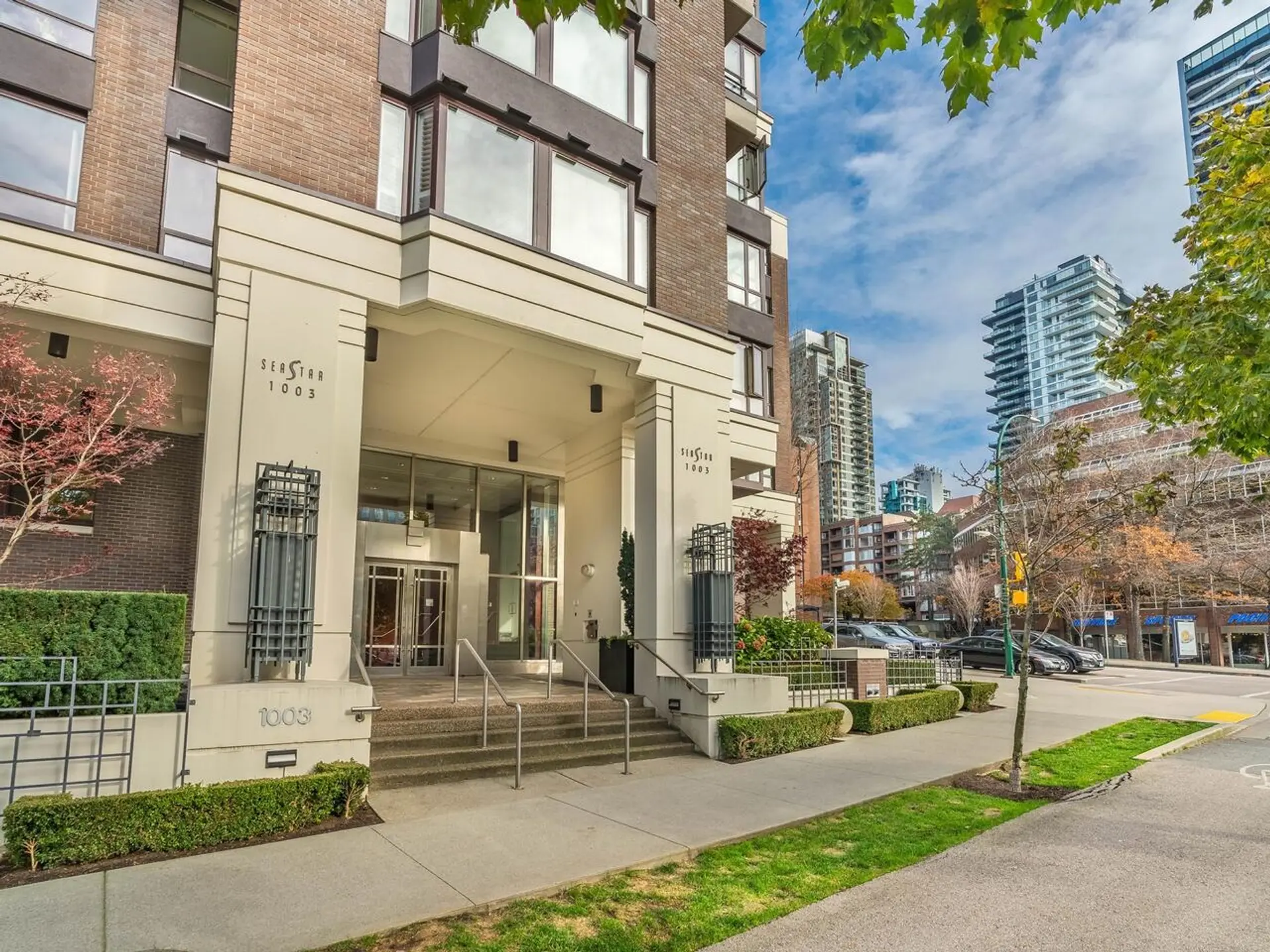 #1407 1003 Pacific Street - Image 1