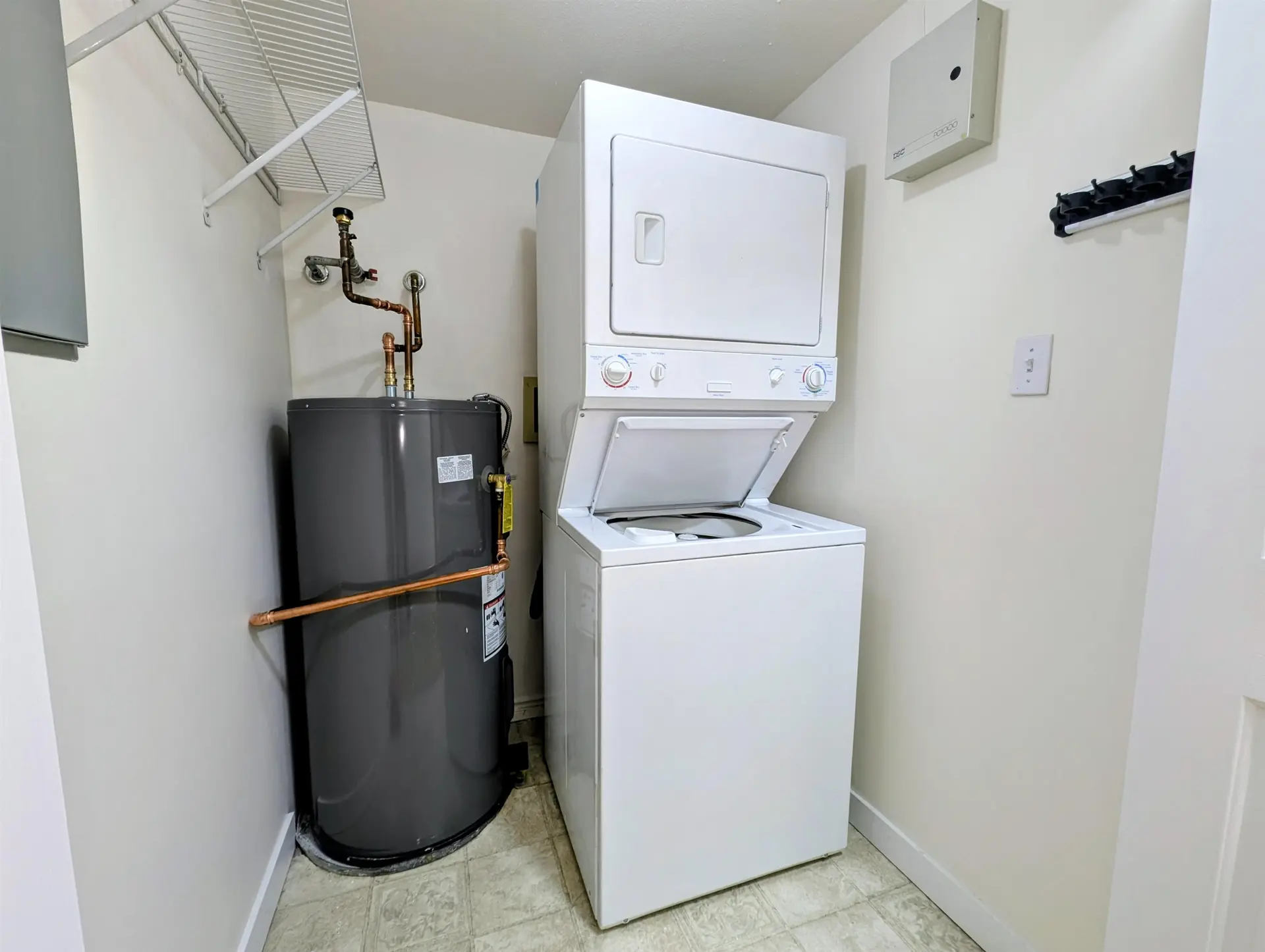 #108 5488 Arcadia Road - Image 17