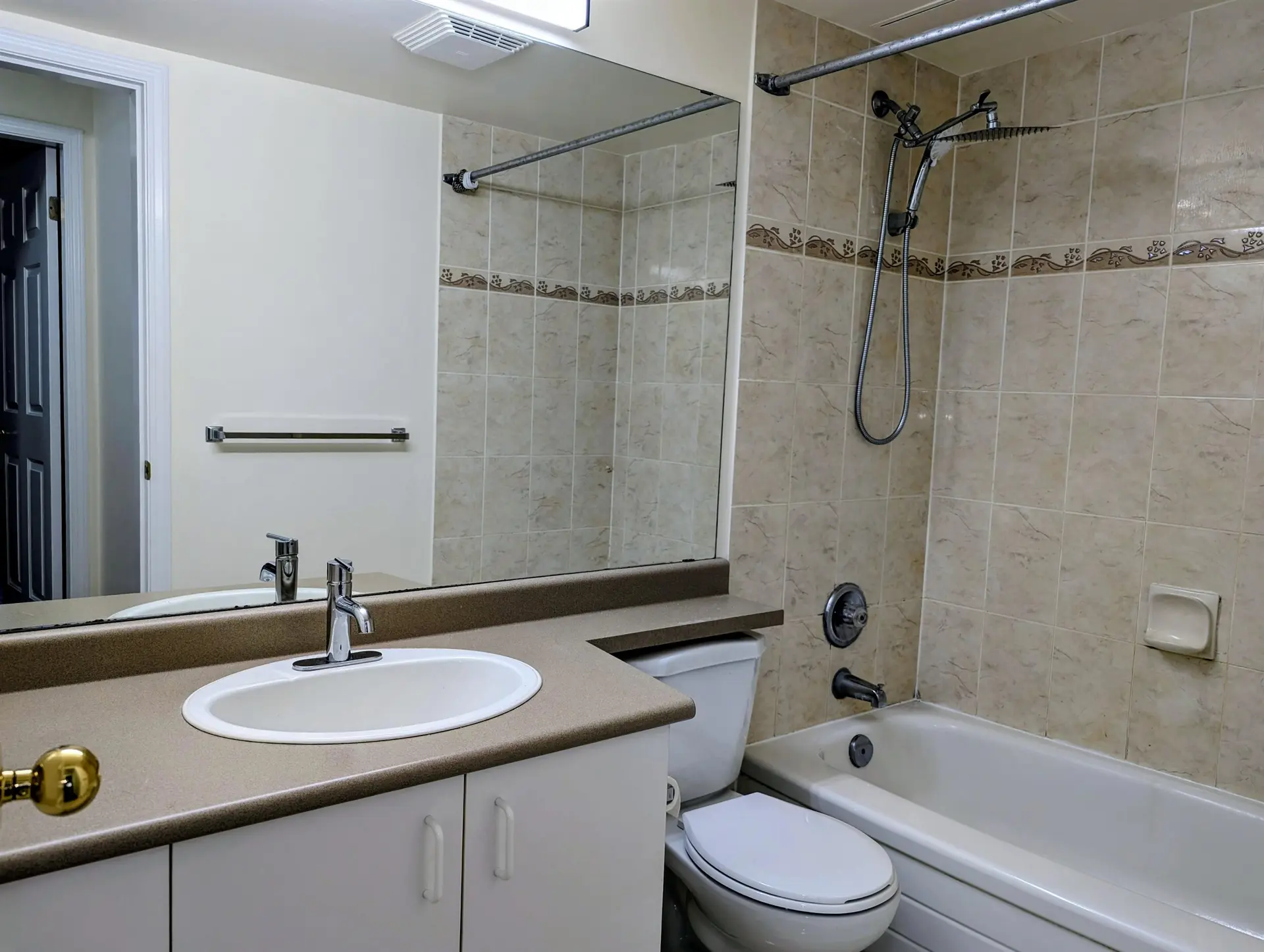 #108 5488 Arcadia Road - Image 12