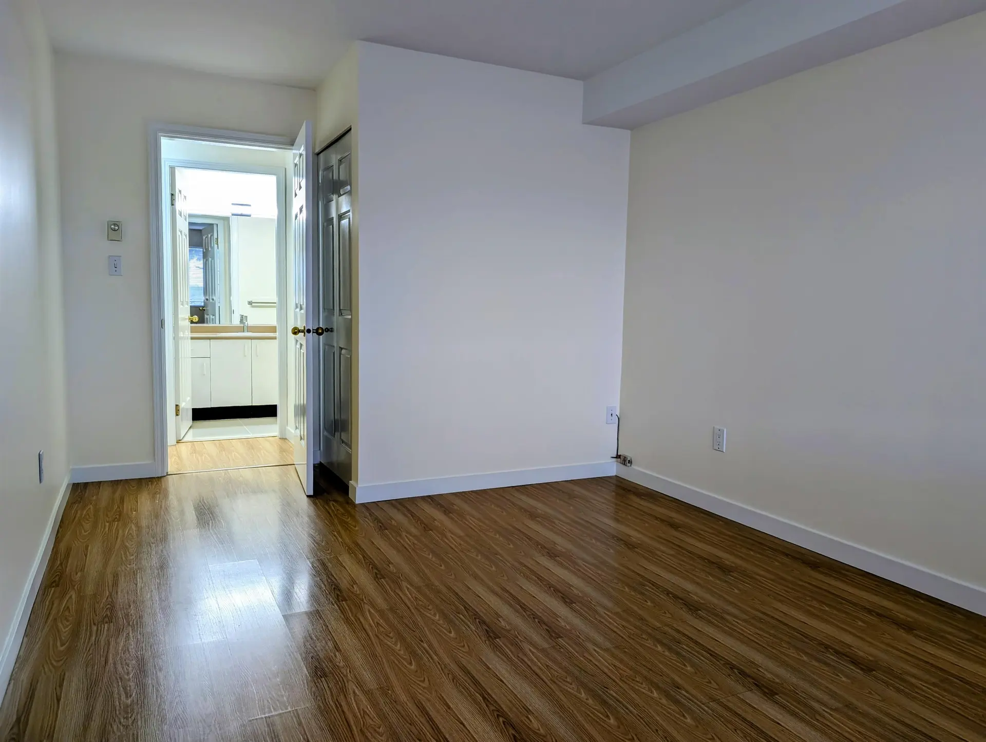 #108 5488 Arcadia Road - Image 14