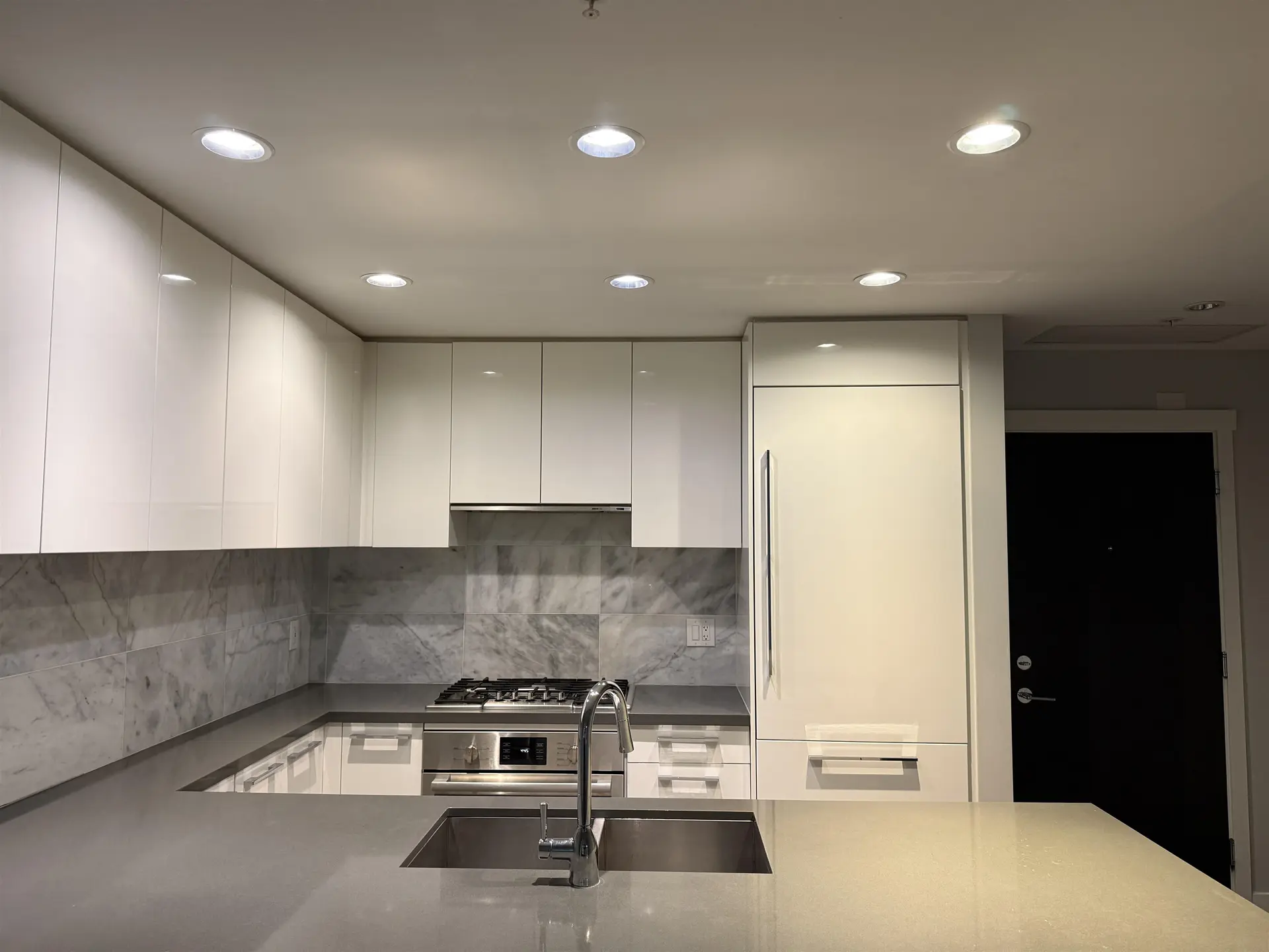 #303 5628 Birney Avenue - Image 9