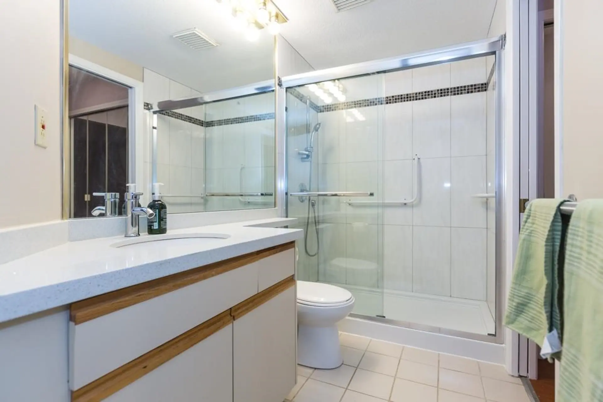 #109 2925 Glen Drive - Image 14