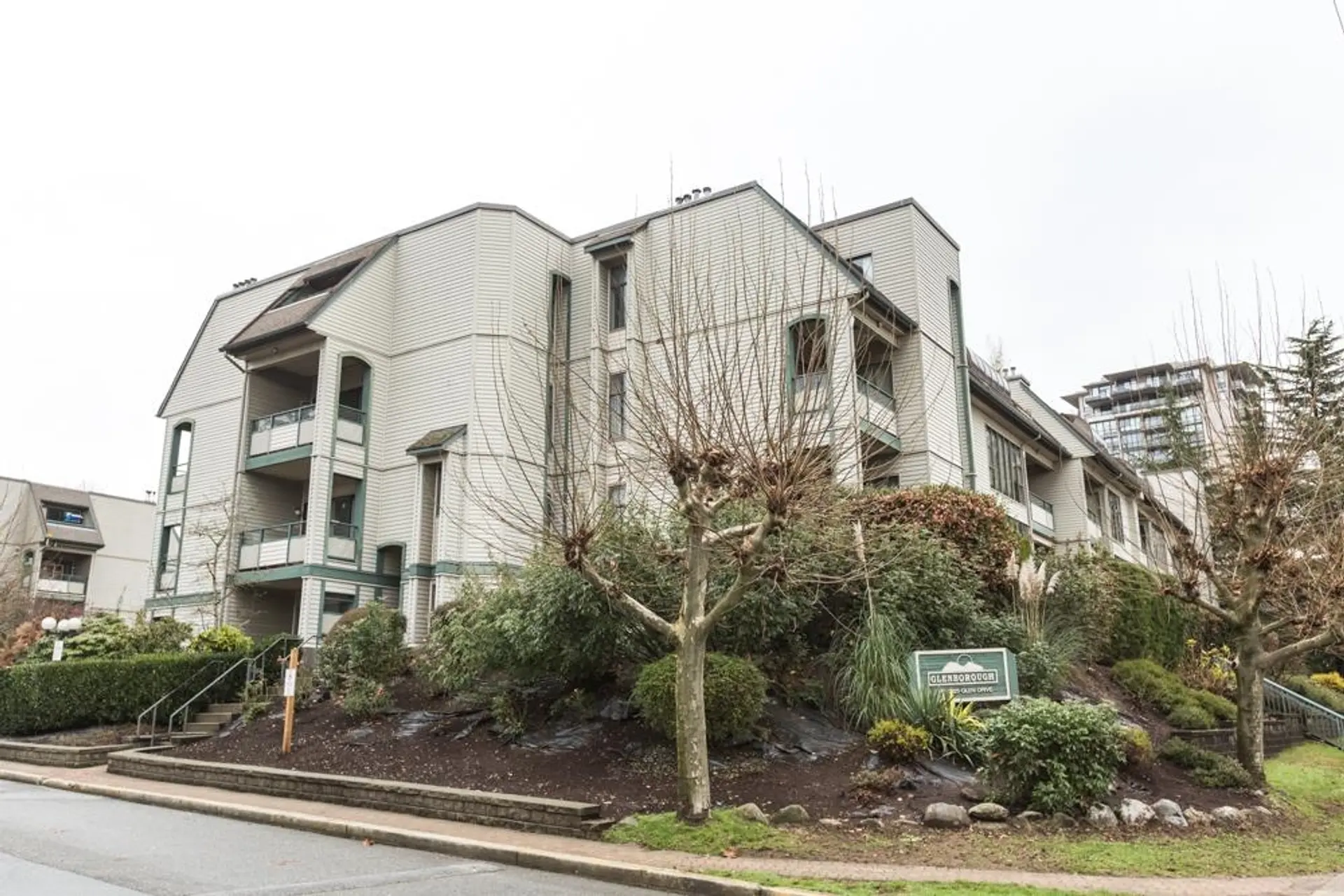 #109 2925 Glen Drive - Image 19