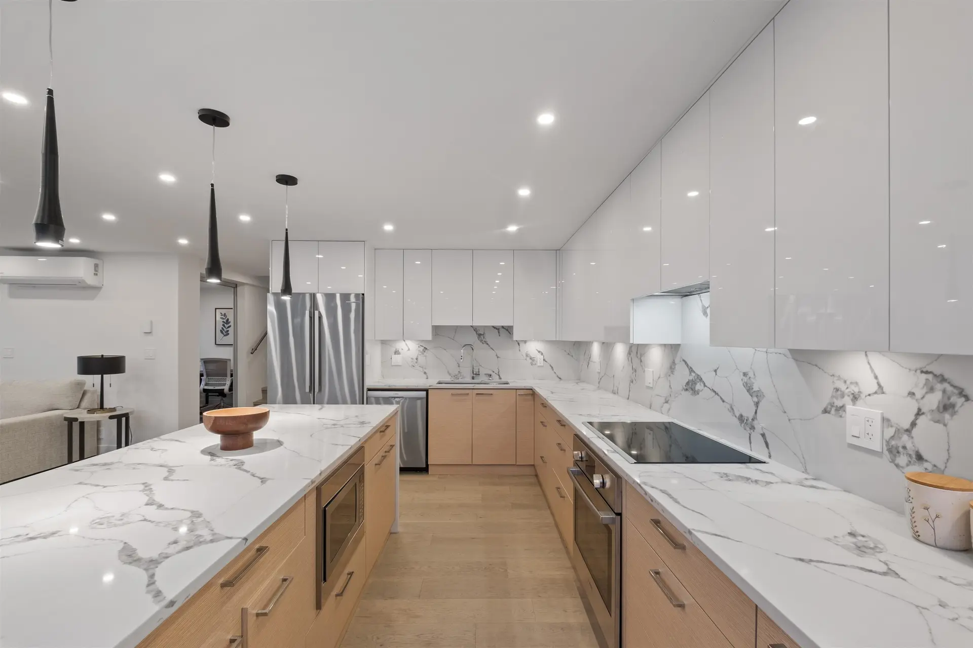 #1207 1515 Eastern Avenue - Image 2