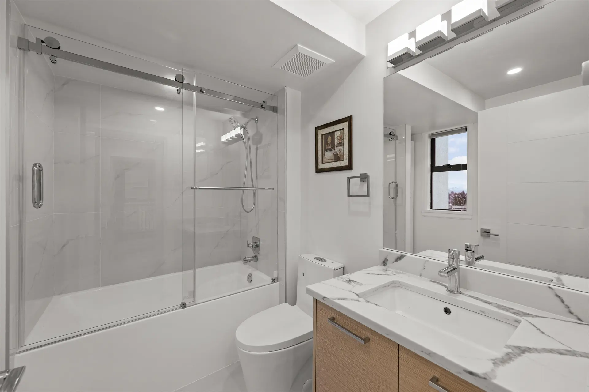 #1207 1515 Eastern Avenue - Image 15