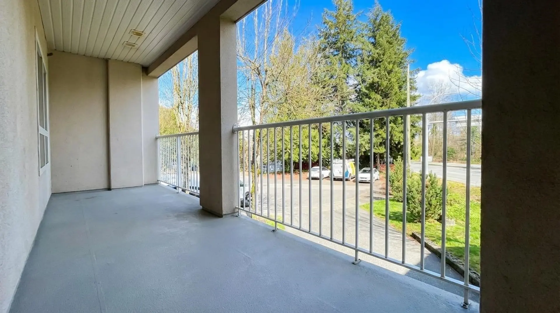 #206 22230 North Avenue - Image 9