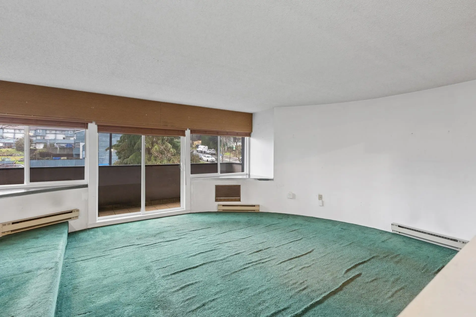 #205 341 Mahon Avenue - Image 7