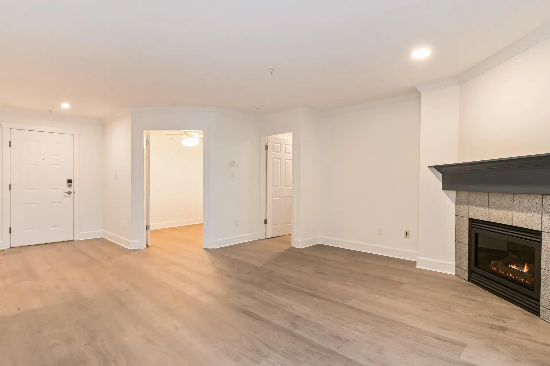 #226 22150 48 Avenue - Image 4