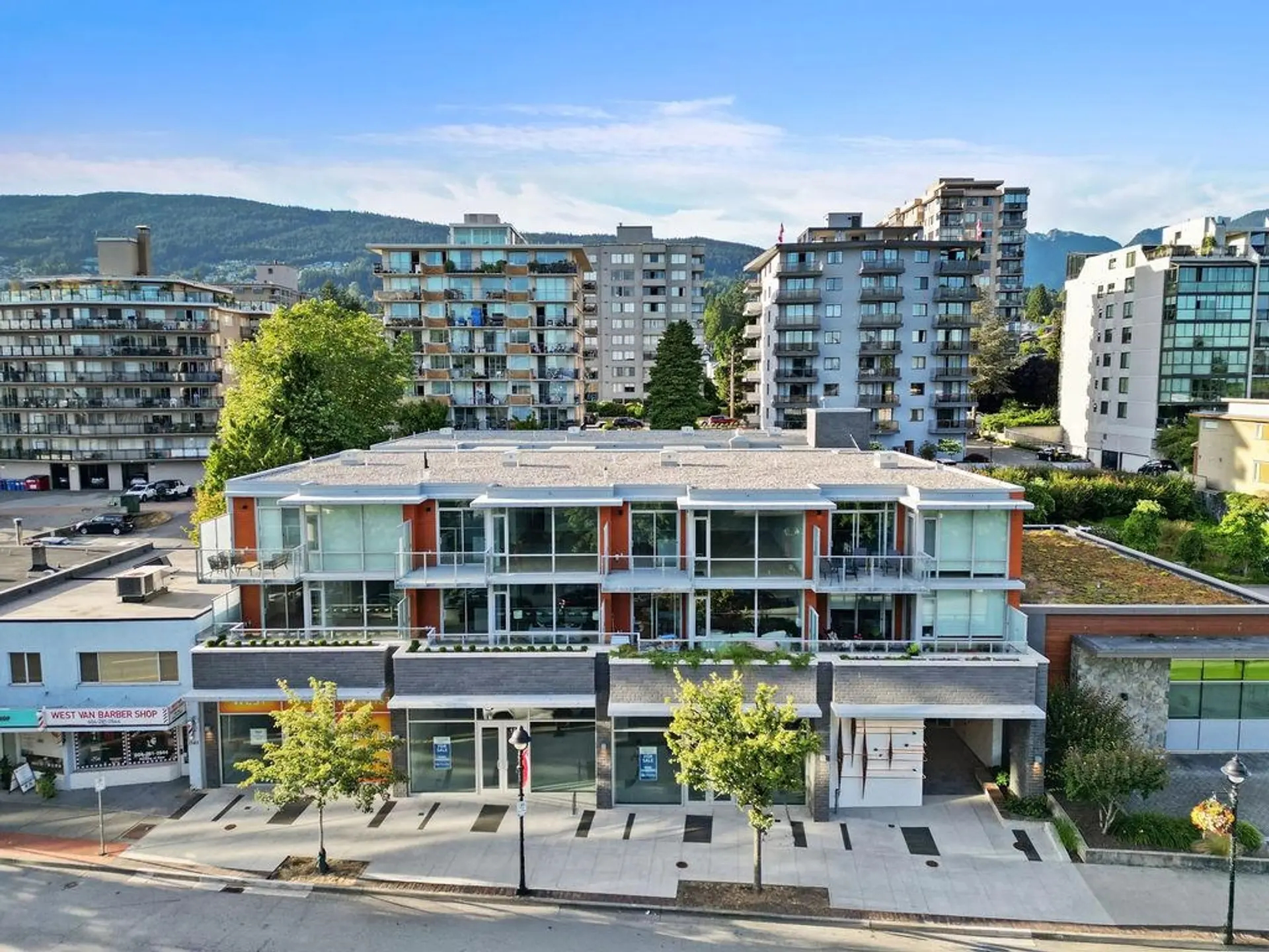 #203 1331 Marine Drive - Image 11