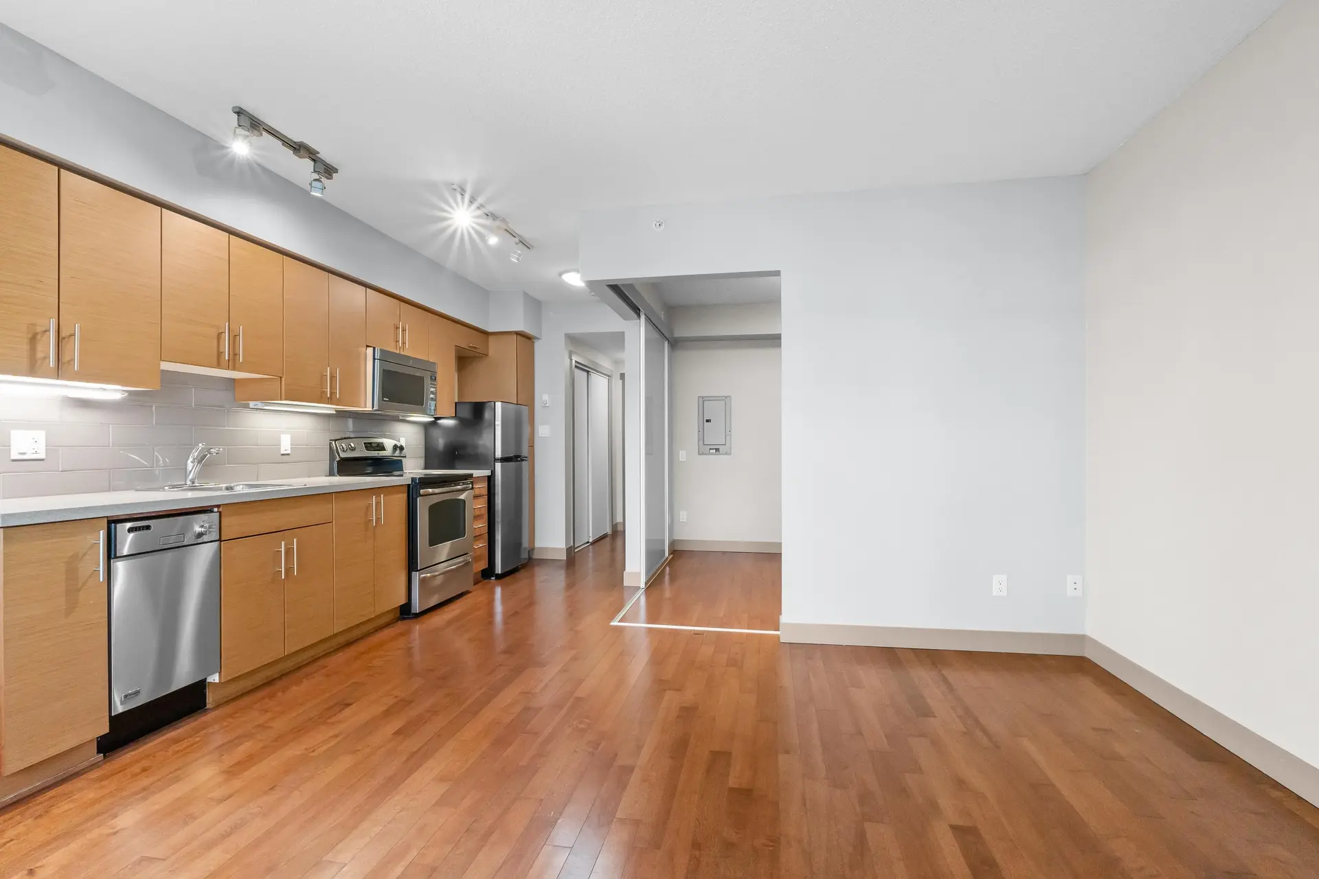 #621 9009 Cornerstone Mews - Image 6