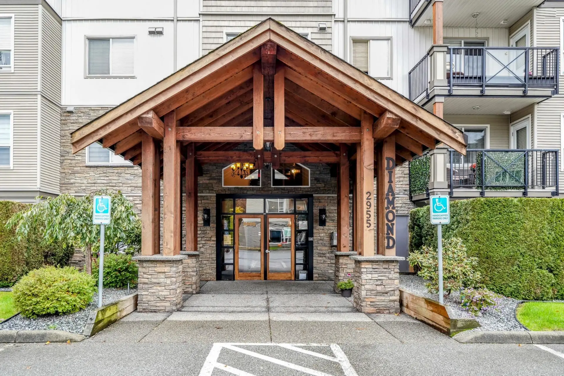 #101 2955 Diamond Crescent - Image 3