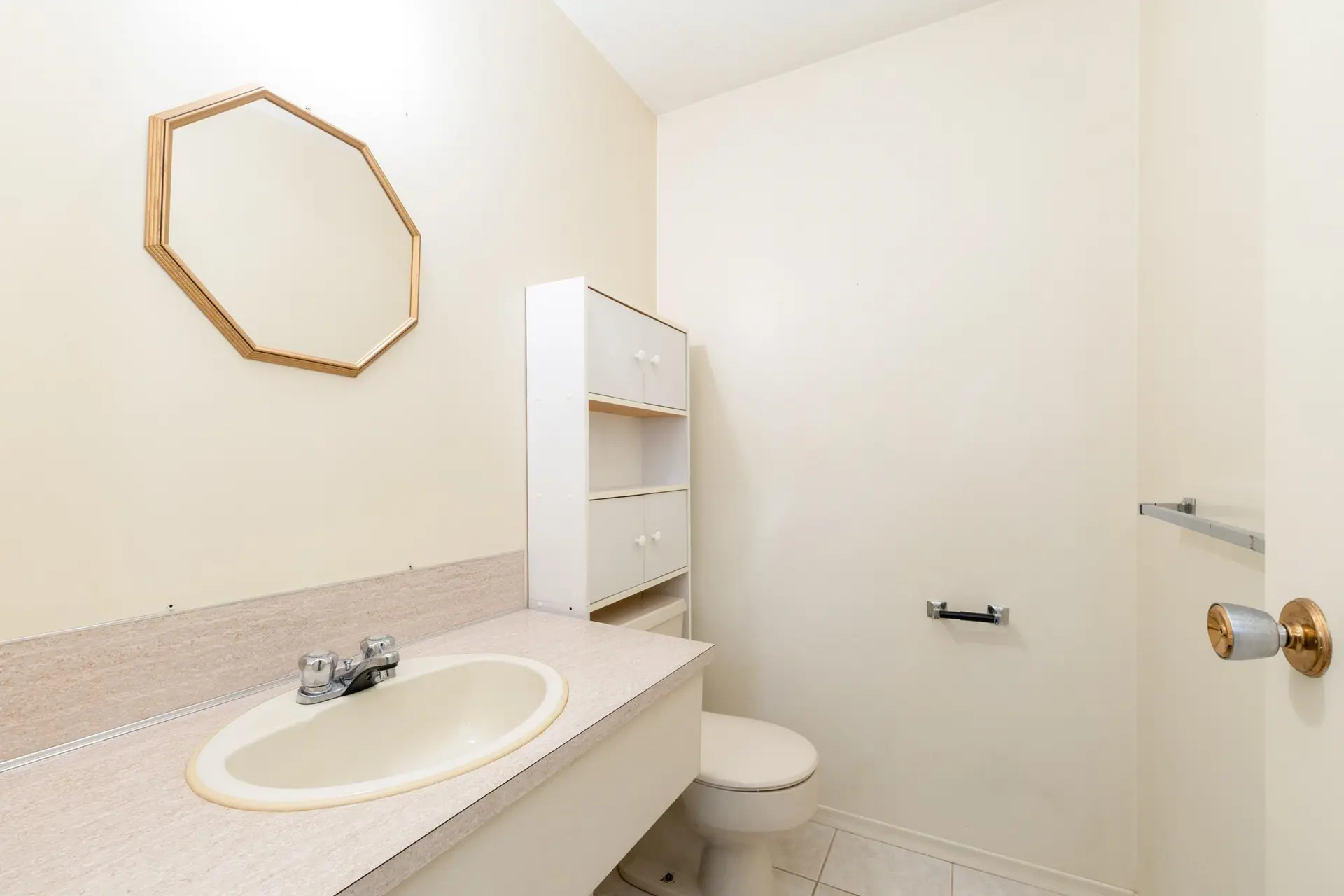 #5 7327 Montecito Drive - Image 10