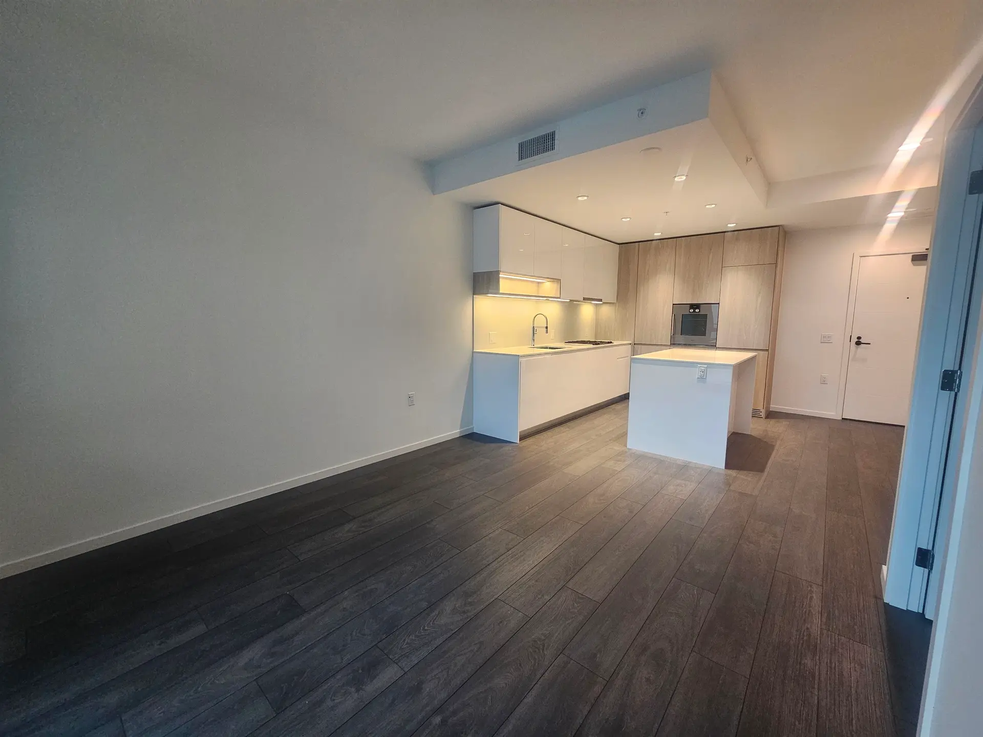 Property at #808 6200 MINORU BOULEVARD, Richmond, BC