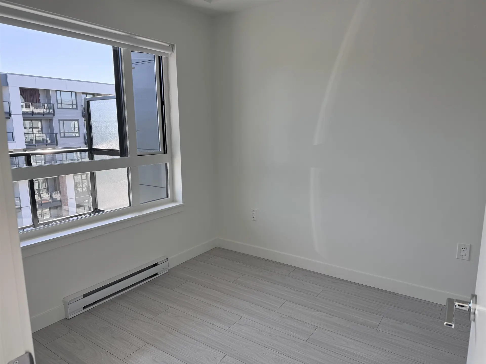 #522 10777 138 Street - Image 4