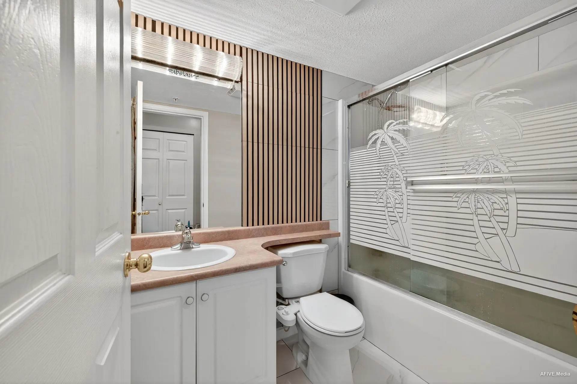 Property at #306 13780 76 AVENUE, Surrey, BC