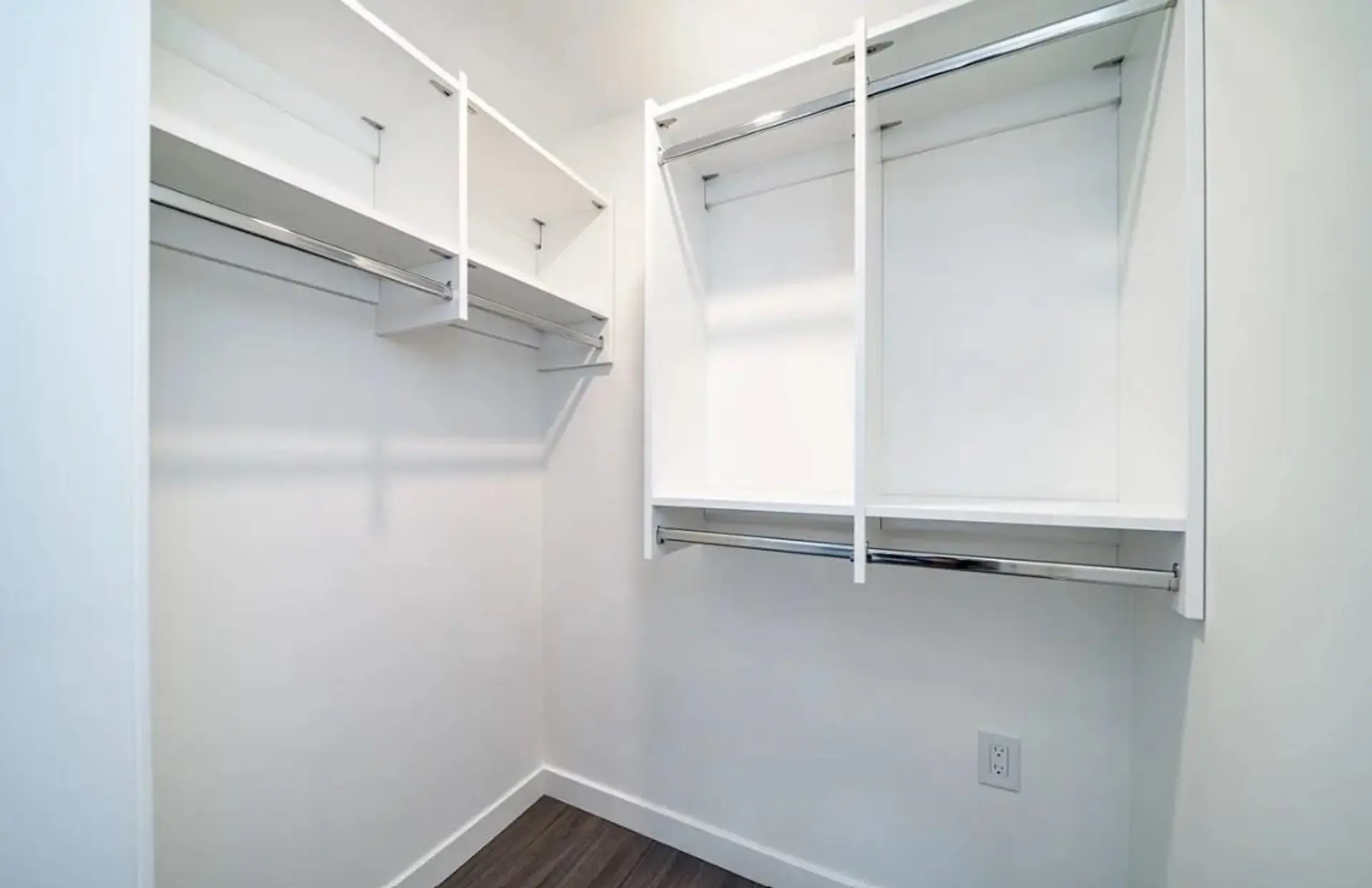 #512 210 E 5th Avenue - Image 7